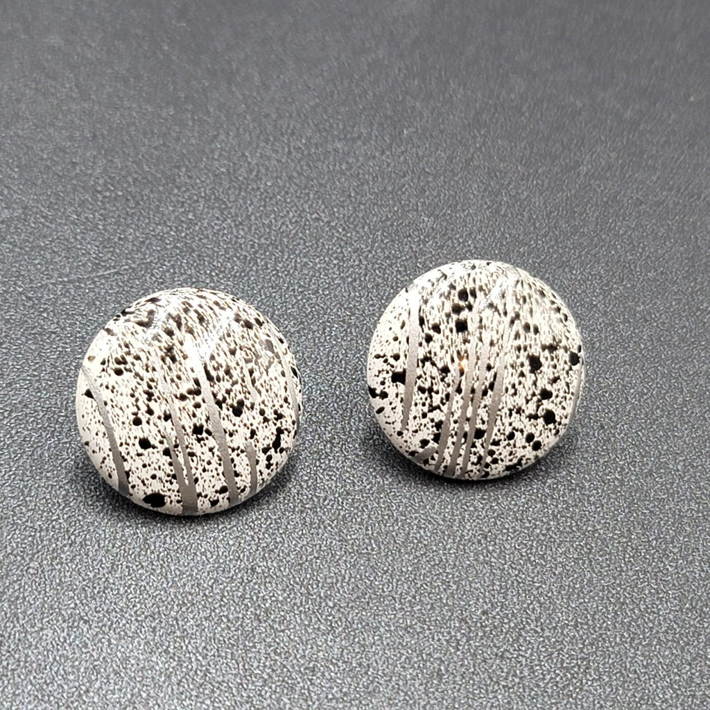 Vintage Pierced Earrings White Round Silver Black Spatter 1"