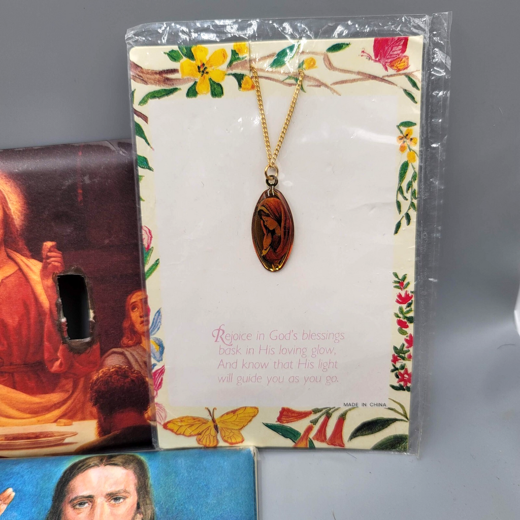 Vintage Catholic Religious Collection Lot Prayer Cards Necklaces Rosary