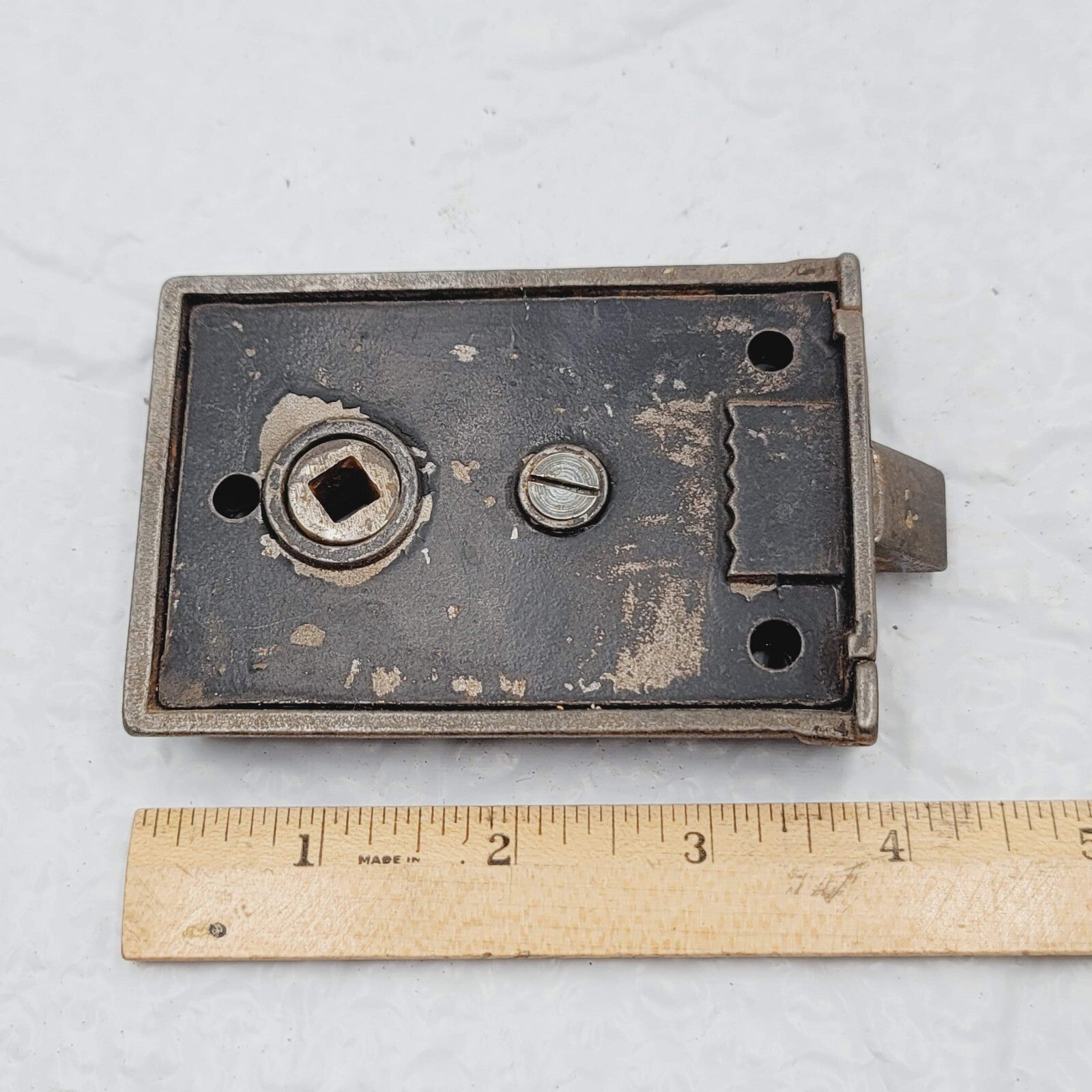 Antique Surface Mount Mortise No Keeper Spindle Hole No Lock  H0114