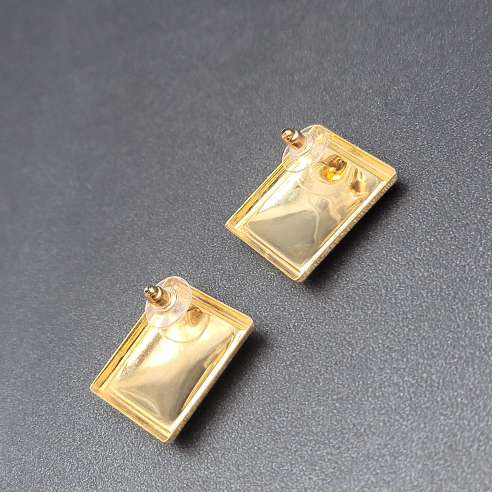 Vintage Pierced Earrings Gold tone Swirl White Gold Enamel Square Drop 1 3/8"