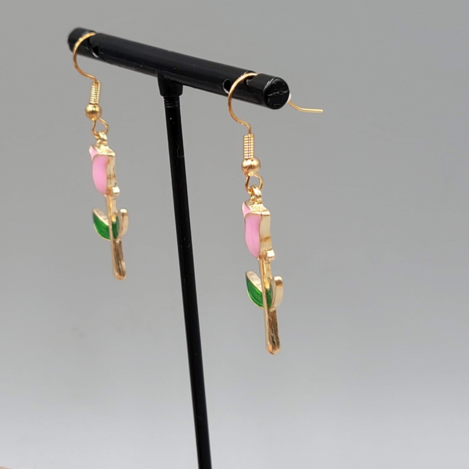Pink Rose Bud Flower Dangle Pierced Earrings Gold Tone Enamel 1.25"