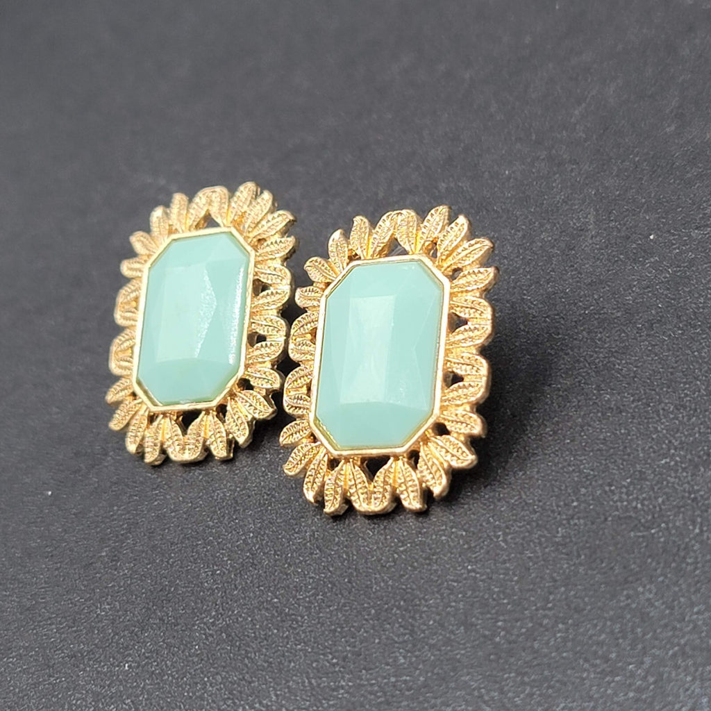 Pierced Earrings Gold tone Light Green Acrylic Rectangle Drop 1 1/8"