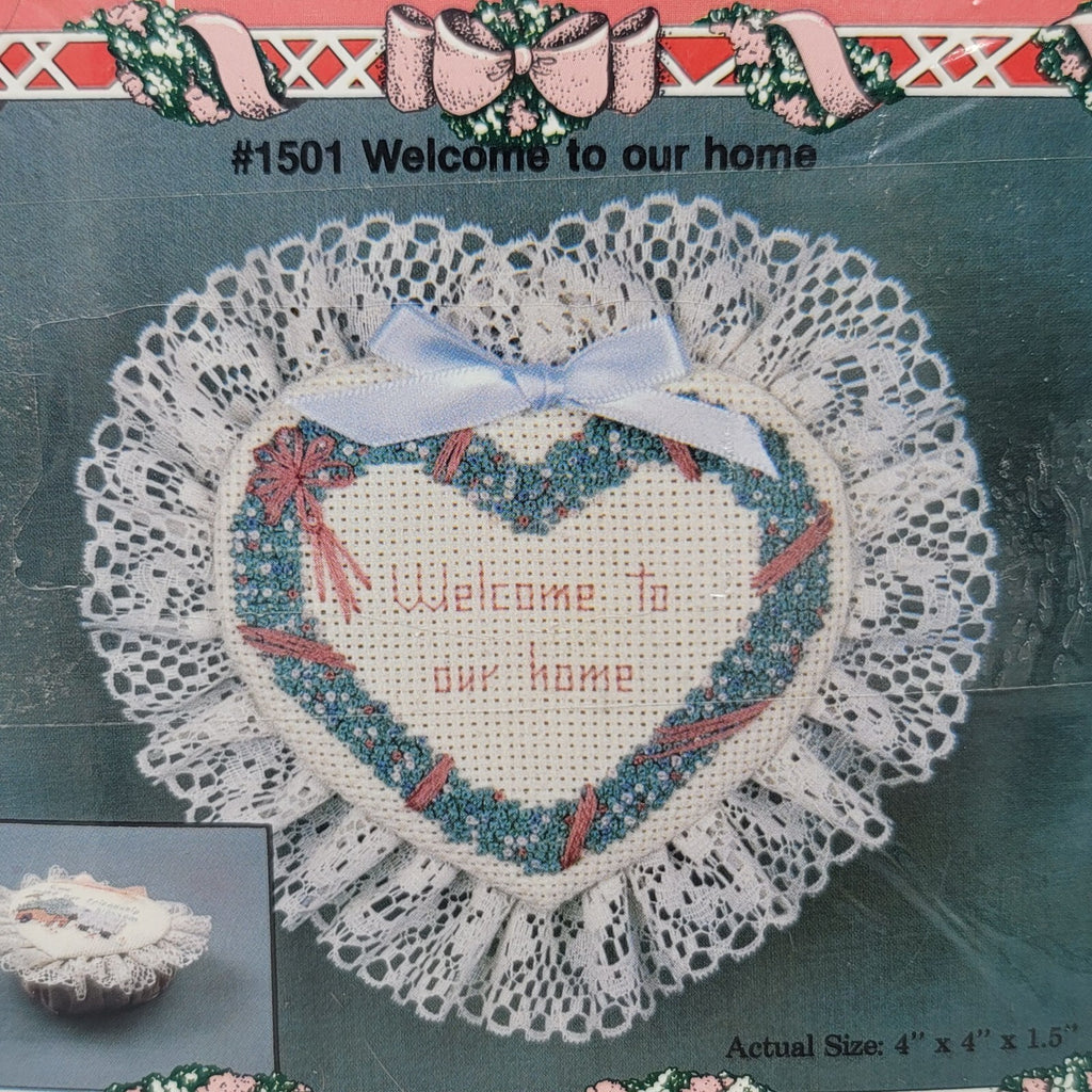 Vintage Keepsake Covered Heart Box Counted Cross Stitch Kit NOS 1501