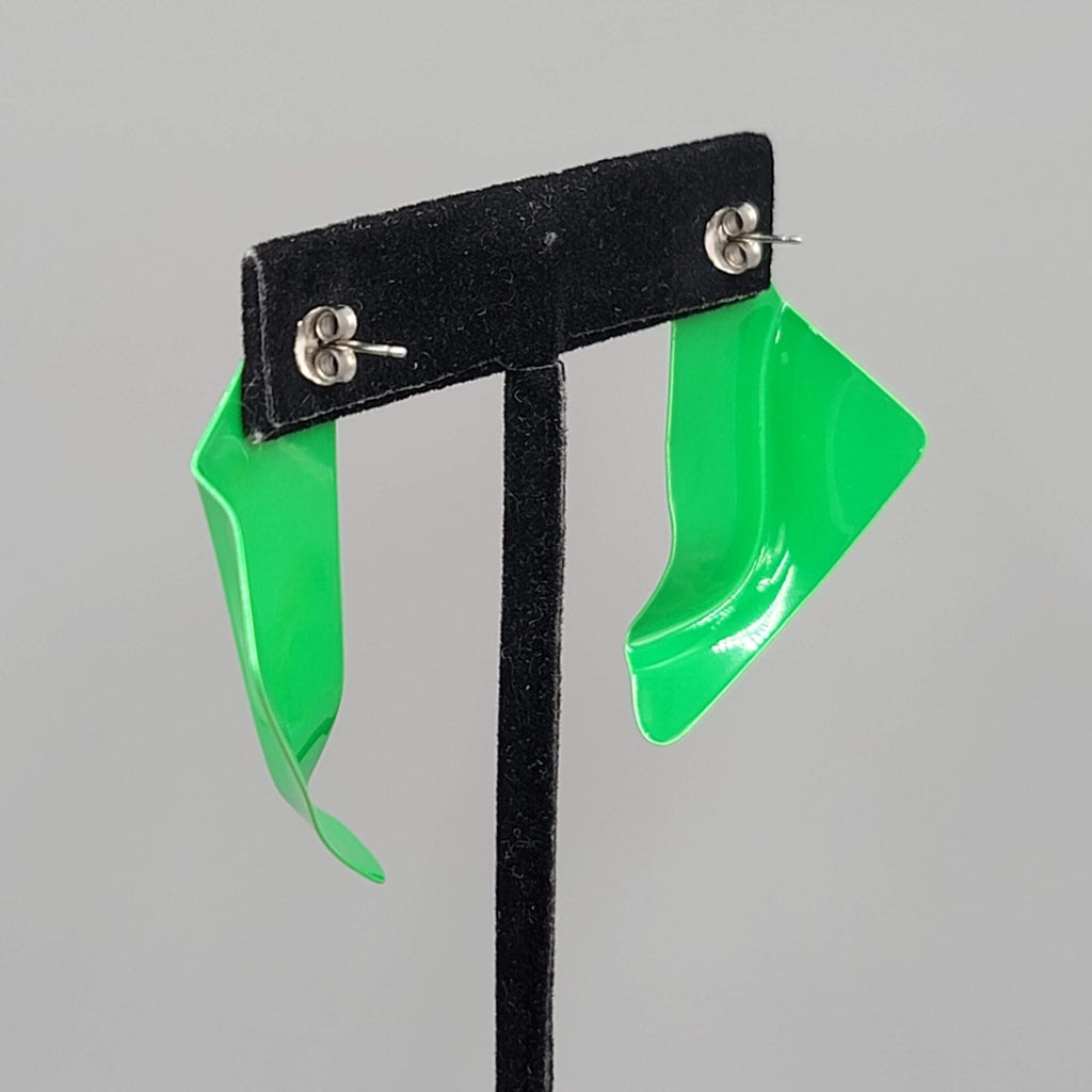 Vintage Green Enamel Statement Drop Pierced Earrings 80s 1 7/8"