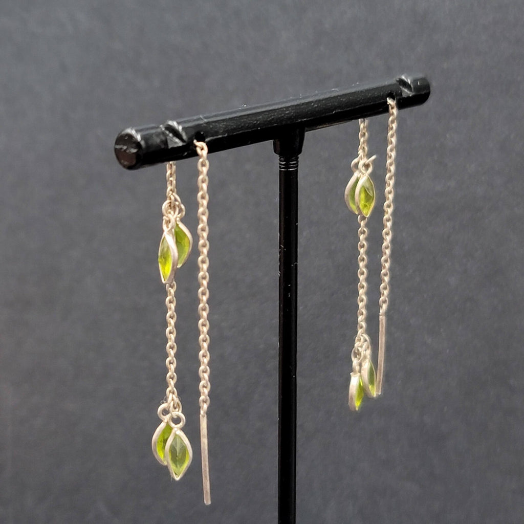 Pierced Earrings Silver tone Green Crystal Stone Threaders 4"