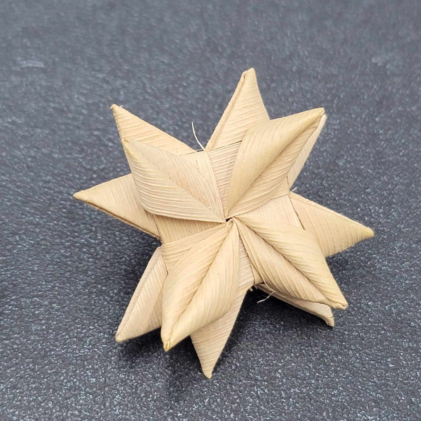 Pierced Earrings Origami Reed Flower Star 3D Drop Studs 1.25"