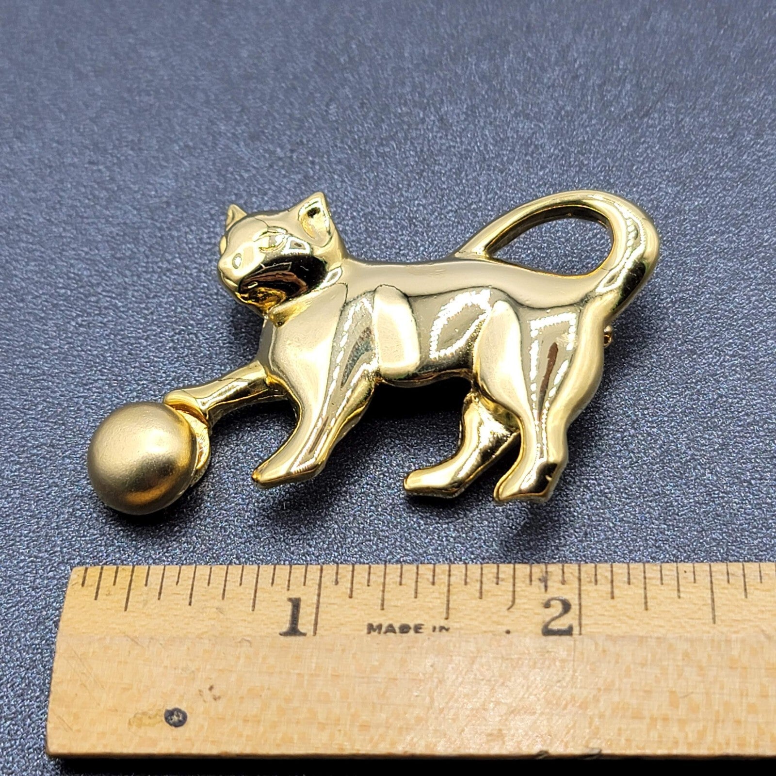 Vintage Brooch Gold Plated Cat Kitty Playing with Ball Polished 2.5"
