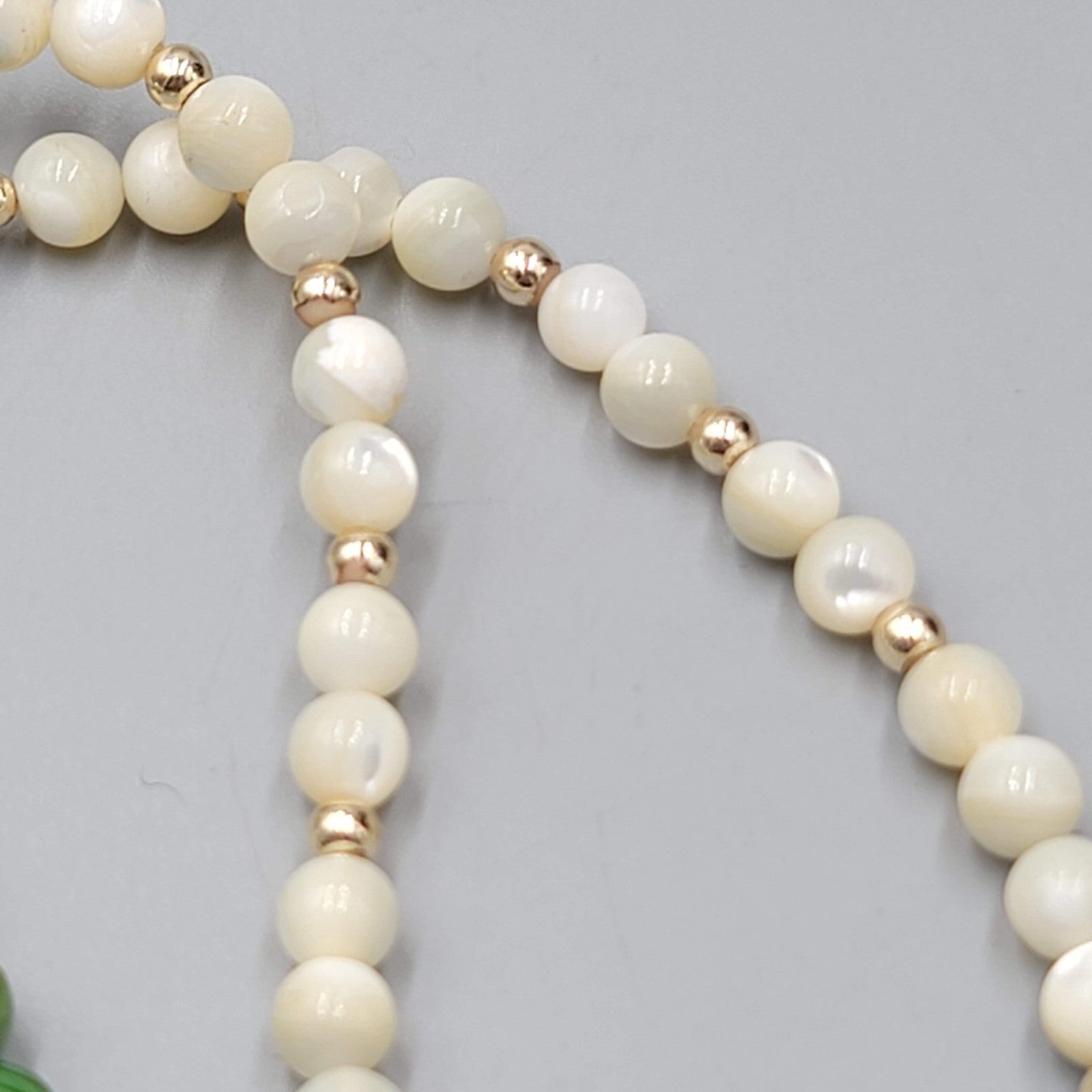 Vintage Sand Dollar Necklace Mother of Pearl Green Stone Beads Gold tone 18"