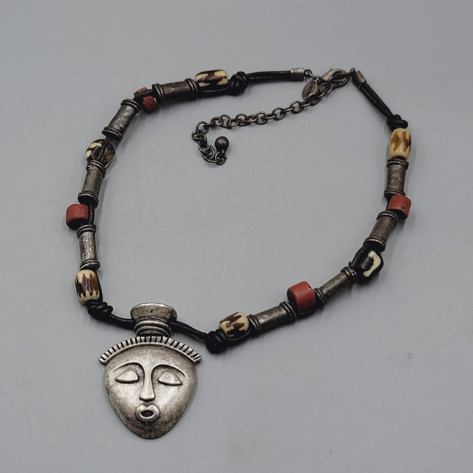 Chicos Face Pendant Necklace Silver tone Beaded 15"-19"