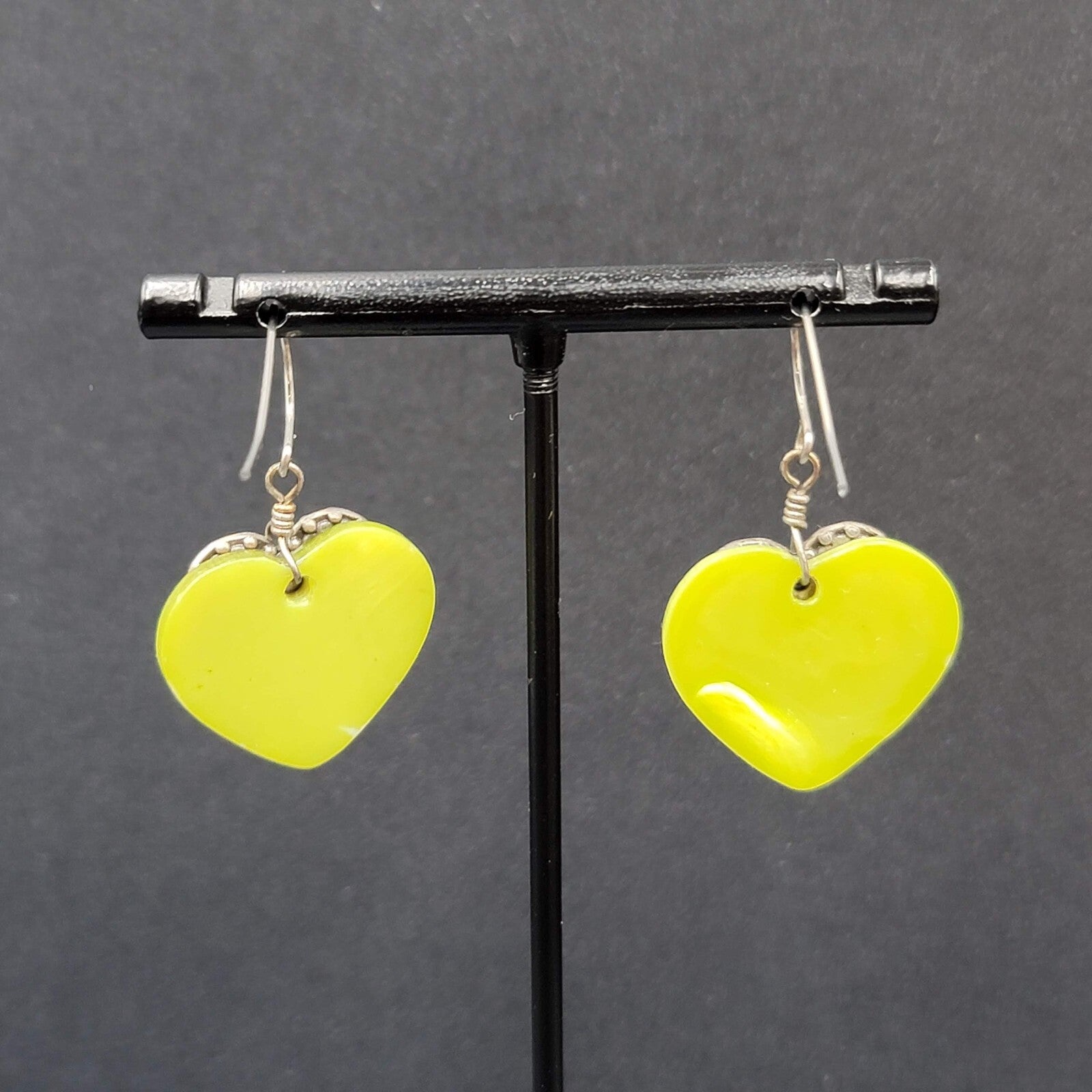 Vintage Heart Pierced Earrings Green Shell Silver tone Layered Dangle 3/4"