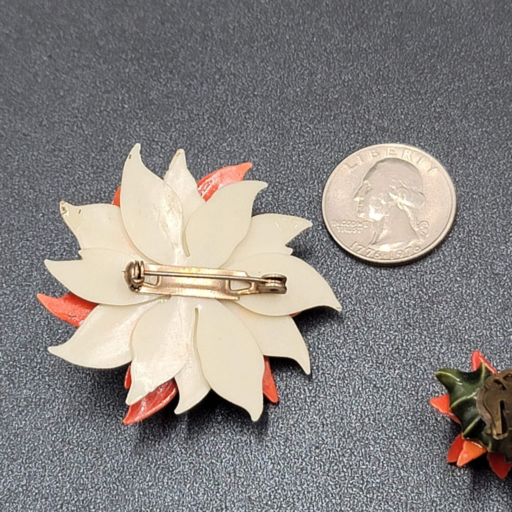 Vintage Clip on Earrings Brooch Set Christmas Poinsettia Plastic Costume Jewelry