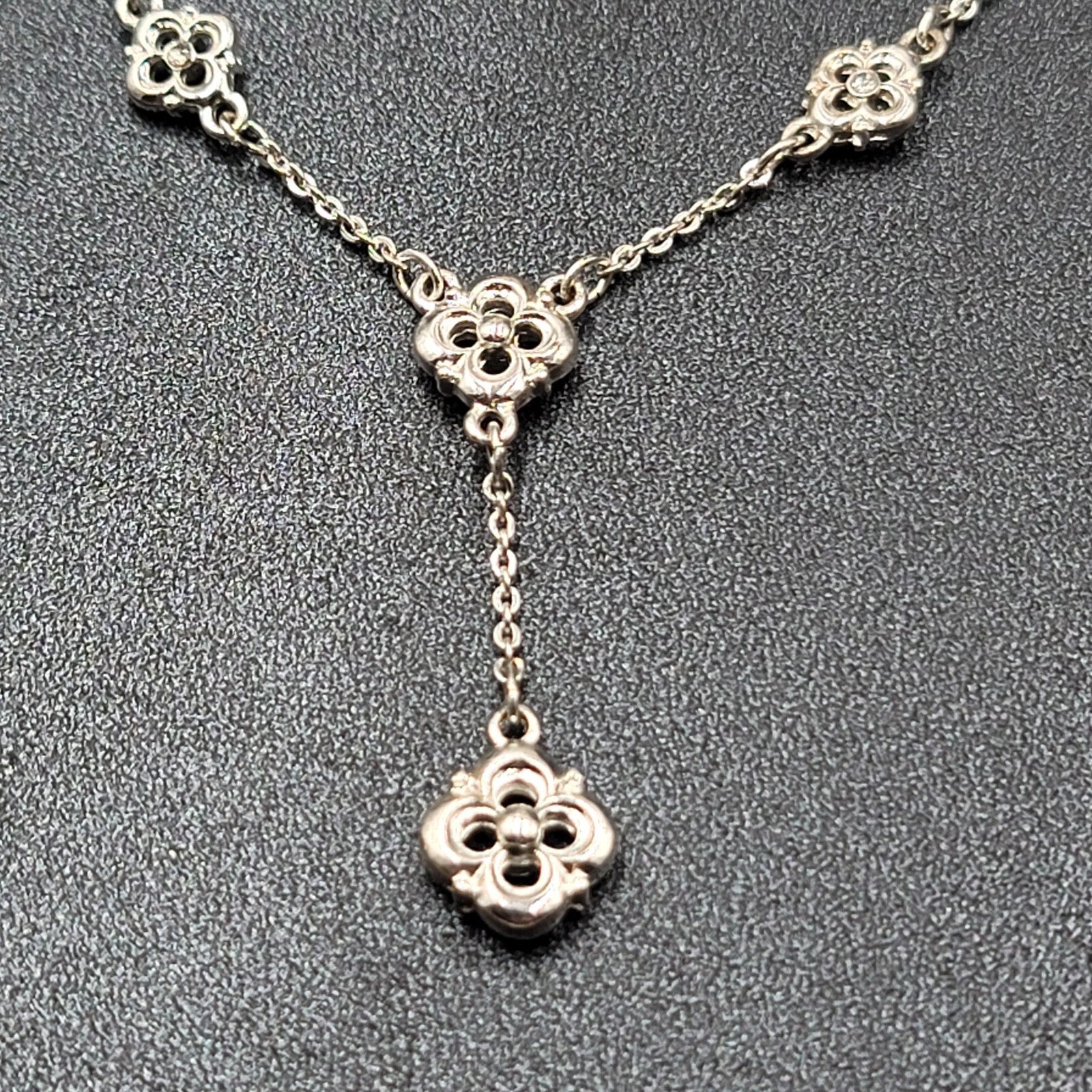 Avon Clover Y Necklace and Pierced Earring Set Crystal Silver Plated 17" 1/2"