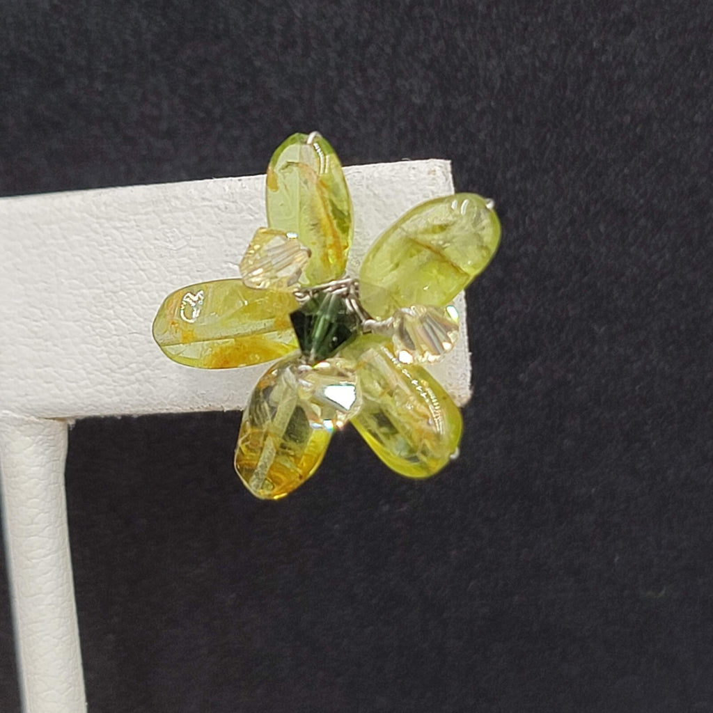 Pierced Earrings Green Stone Artisan Made Flower Studs 3/4"