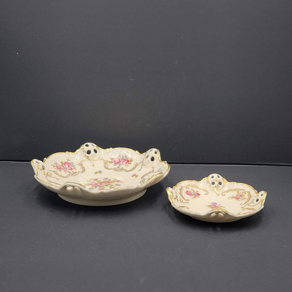 Excellent Antique Elfenbein Rosenthal Moliere Kronach Germany  2 pc