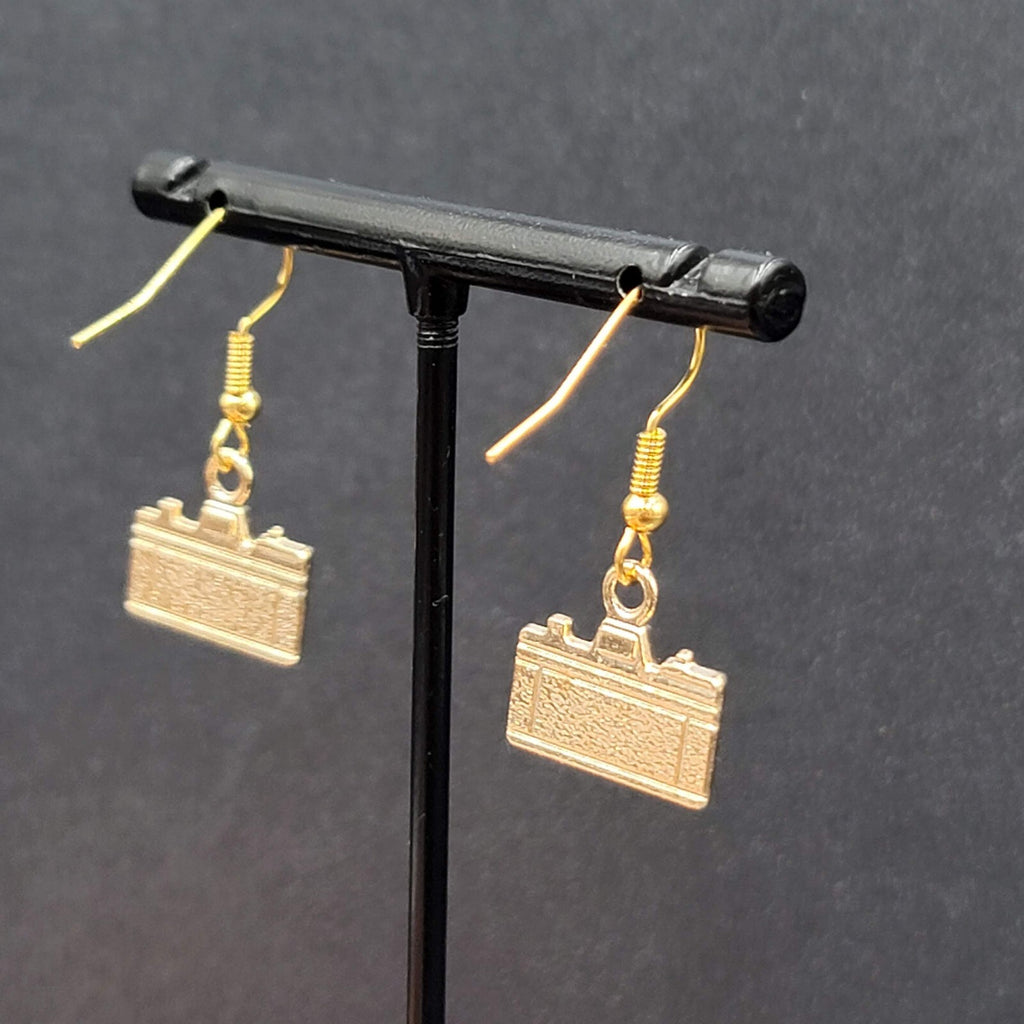 Retro Camera Pierced Earrings Gold tone Dangle 1/2"