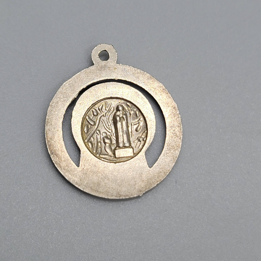 VTG Metal Our Lady Lourdes Blessed Virgin Mary Catholic Pendant Medal Silvertone