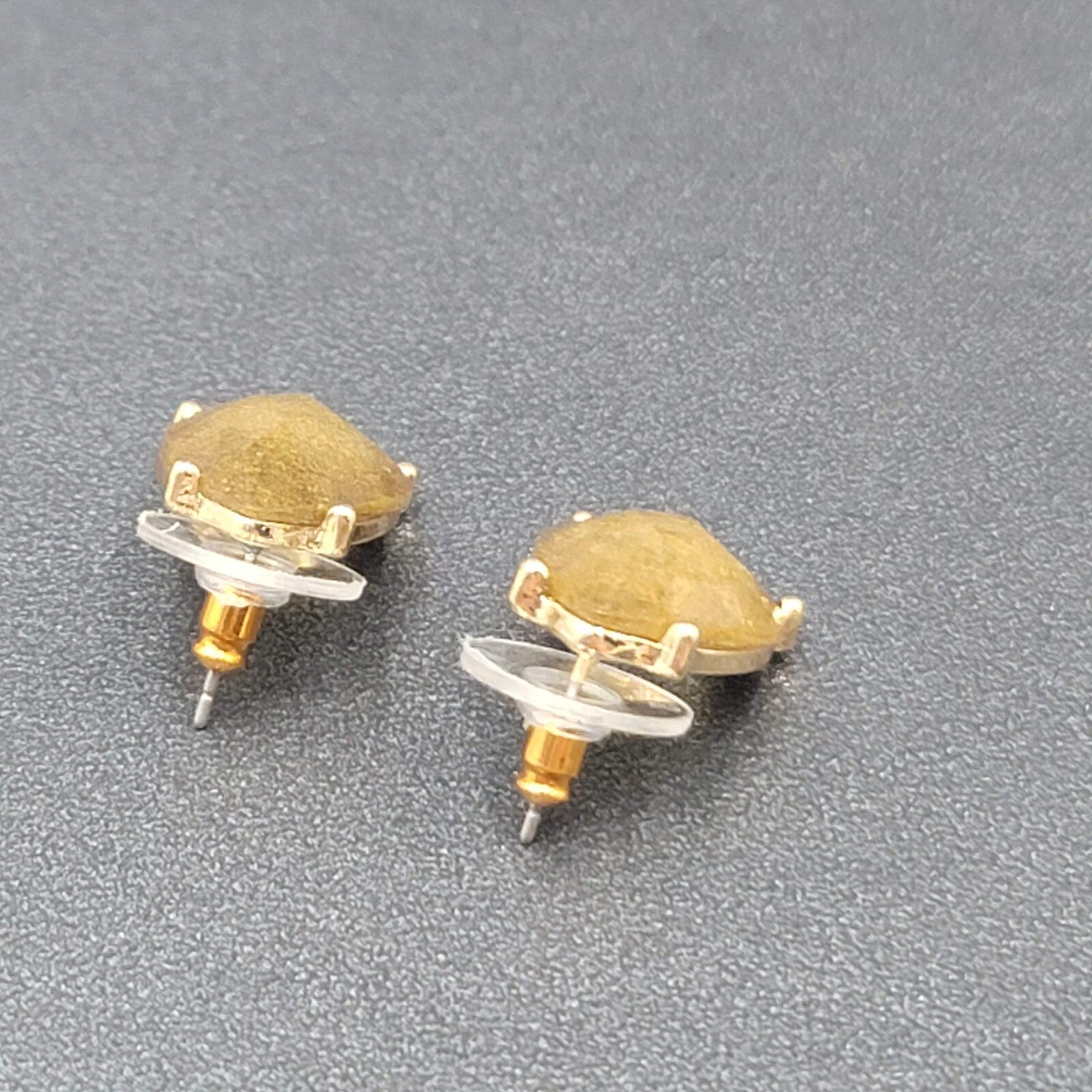 RMN Pierced Earrings Gold tone Faceted Teardrop Acrylic Statement Drop 5/8"