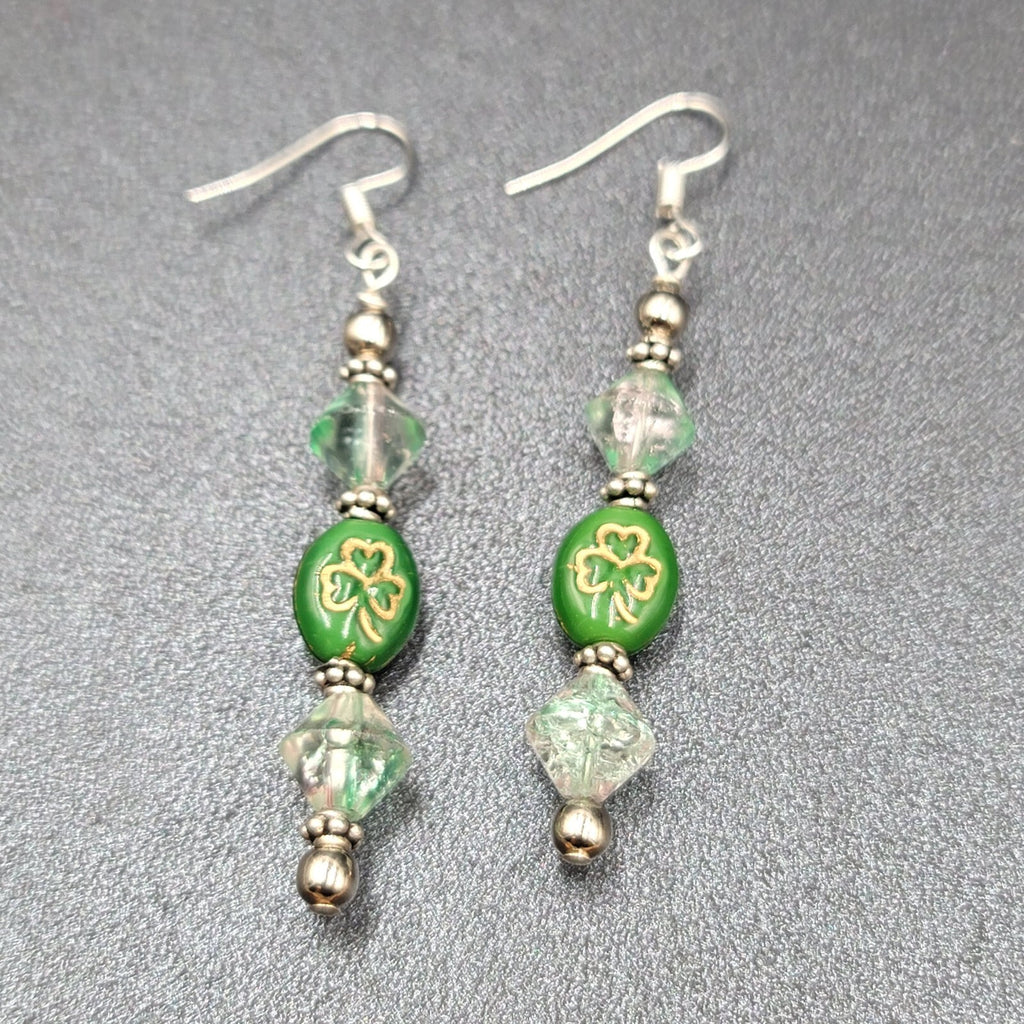 Beaded Pierced Earrings Dangle Silver tone Hook Green Bead Shamrock