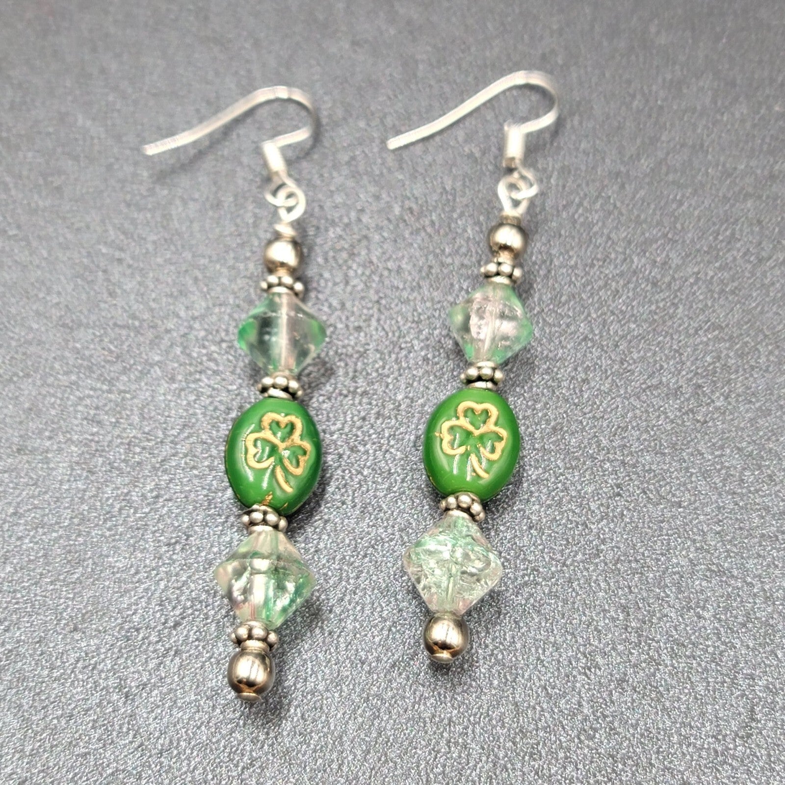 Beaded Pierced Earrings Dangle Silver tone Hook Green Bead Shamrock