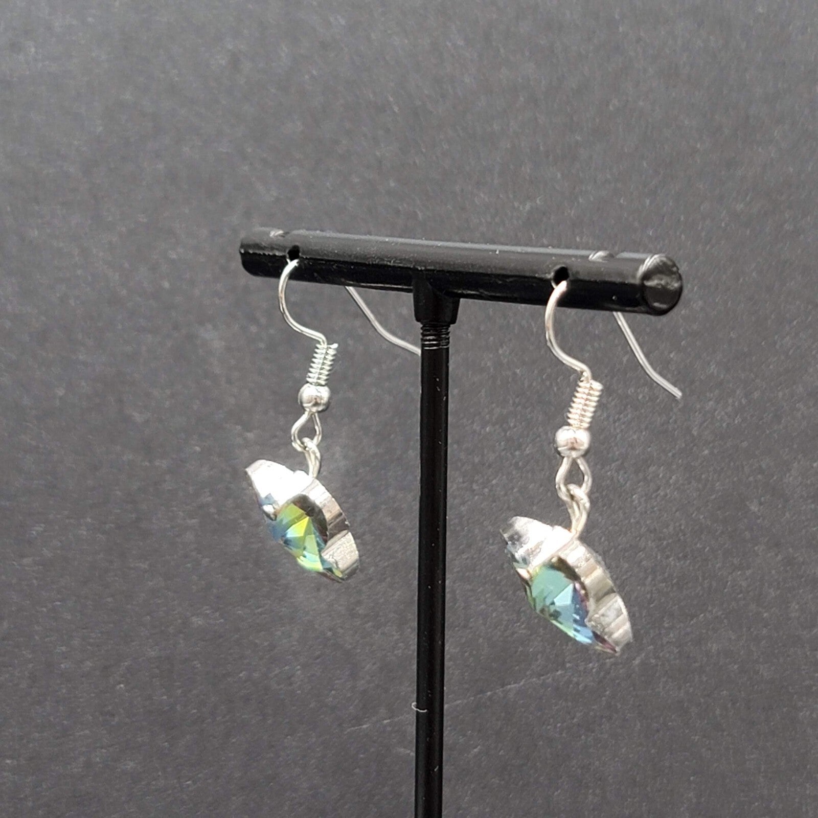 Pierced Earrings Silver tone Rainbow Heliotrope Butterfly Dangle Bead 1/2"
