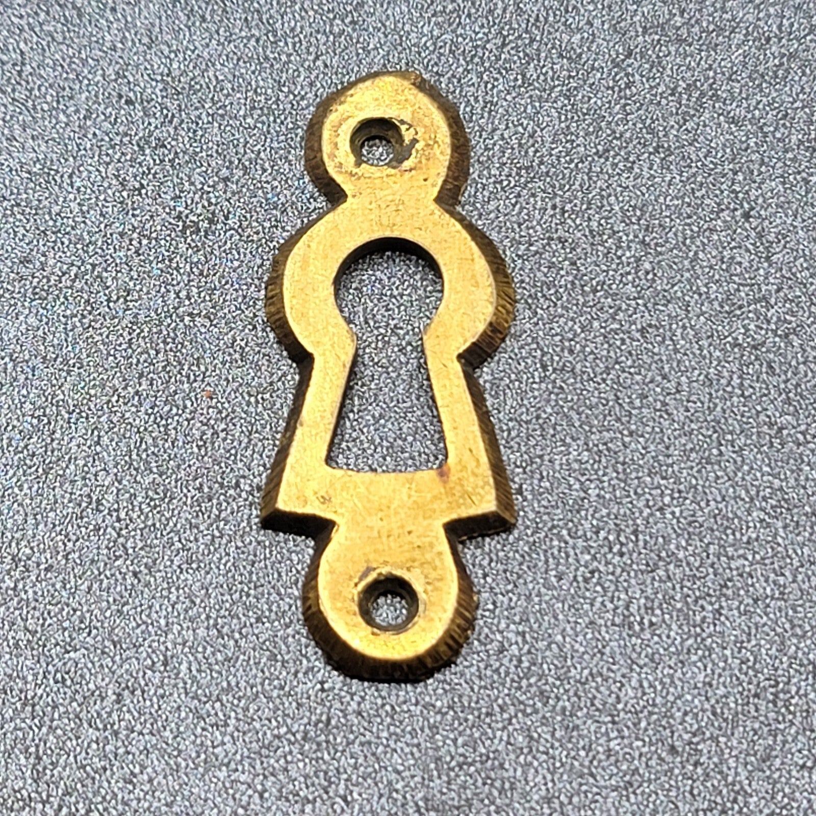 Vintage Brass Skeleton Keyhole Escutcheon SINGLE ONLY 6013