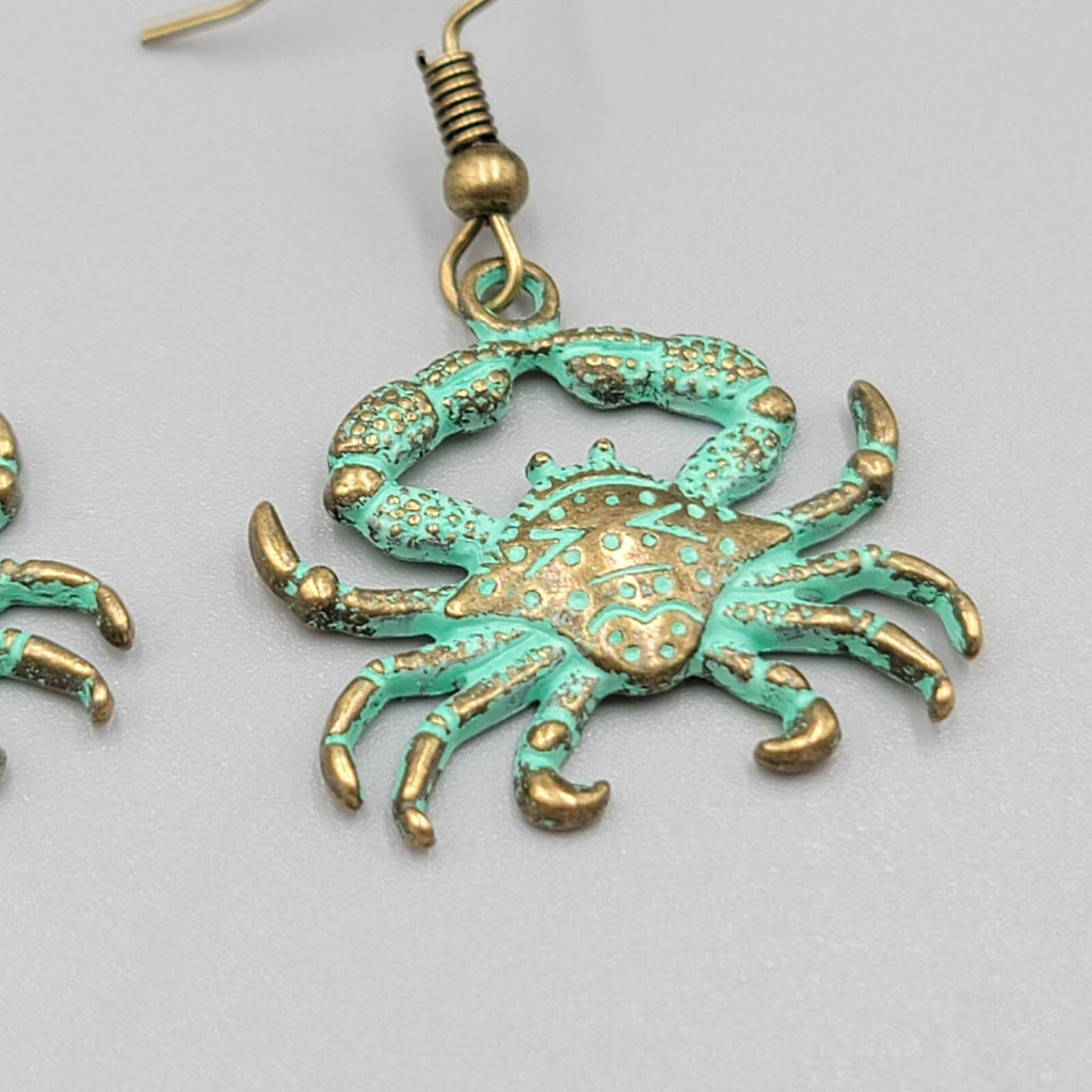 Crab Beach Sea life Pierced Earrings Bronze tone Green wash Dangle 7/8"