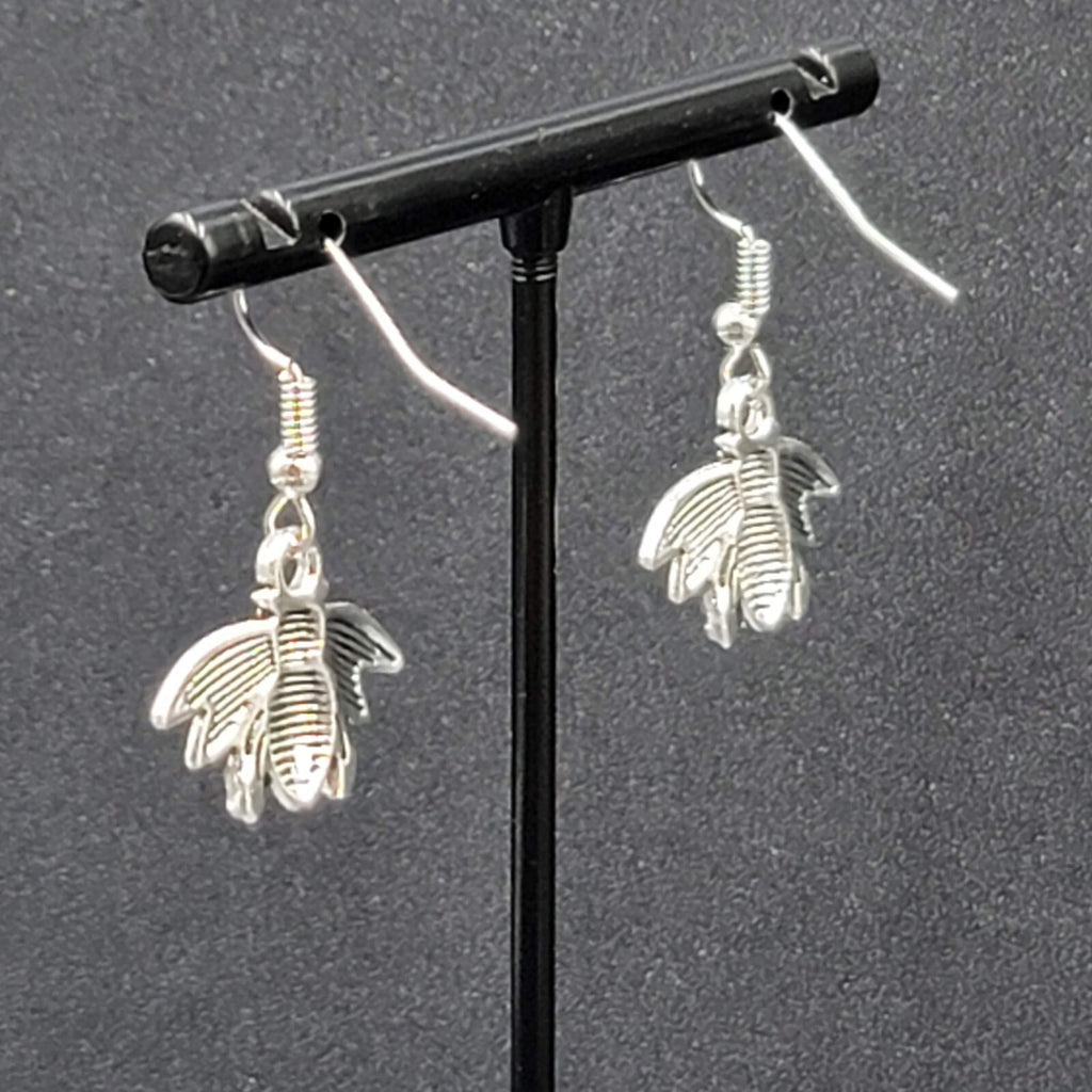 Bee Pierced Earrings Silver tone Dangle Embossed 5/8"