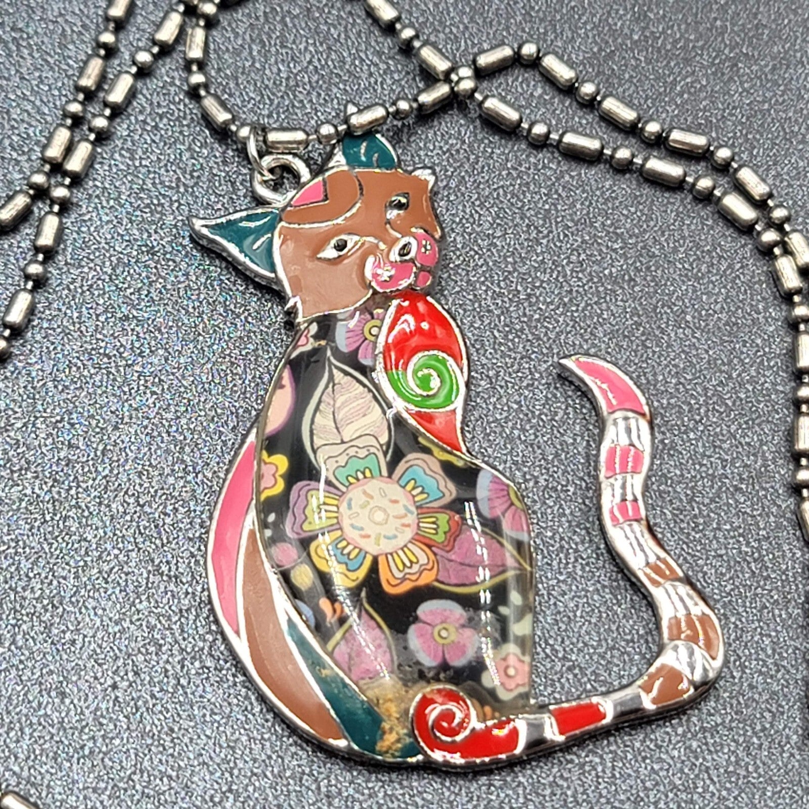Marte and Joven Whimsical Enamel Cat Pendant Necklace Silver tone Ball Chain 26"