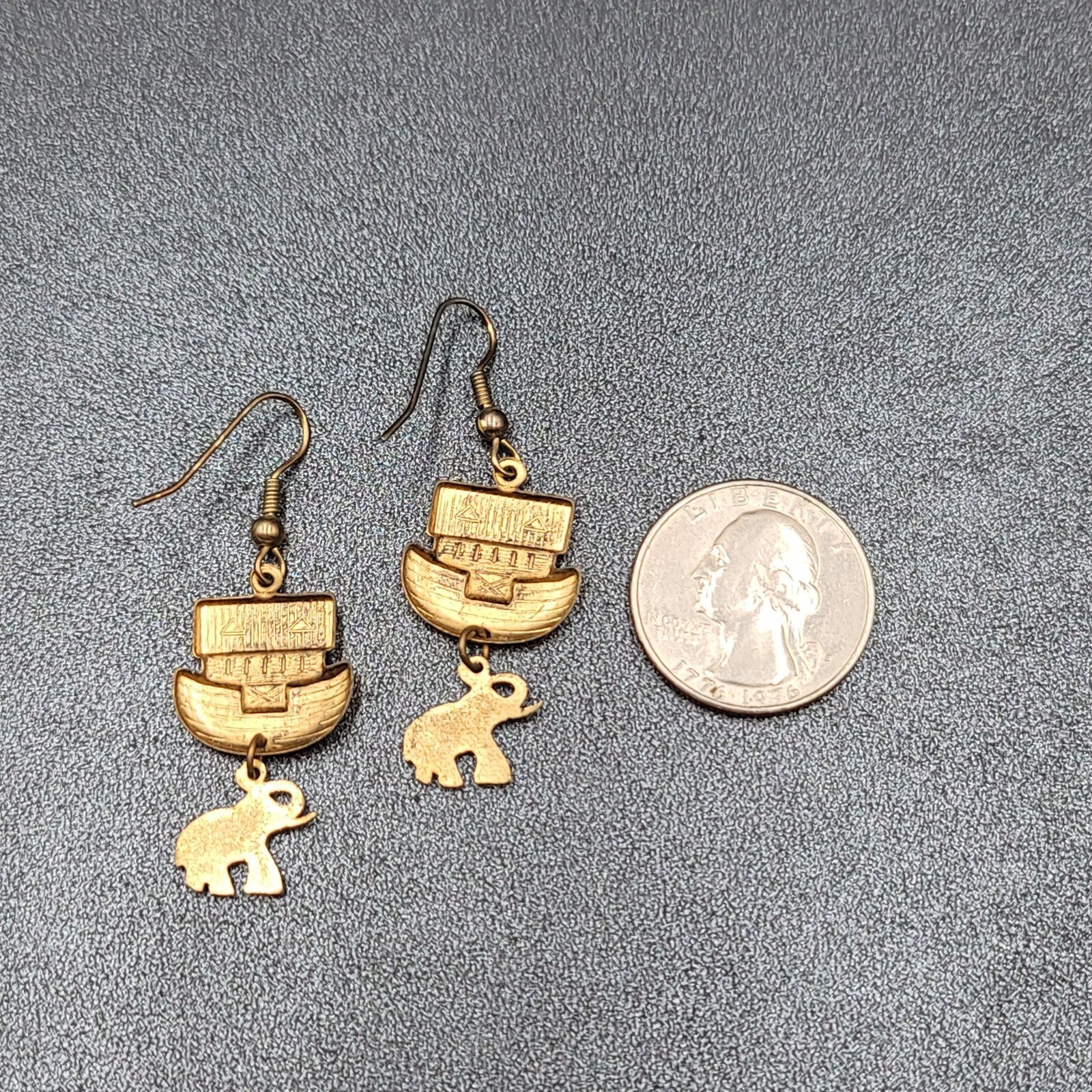 Vintage Noahs Ark Pierced Earrings Gold tone Elephant Dangle 1.25"