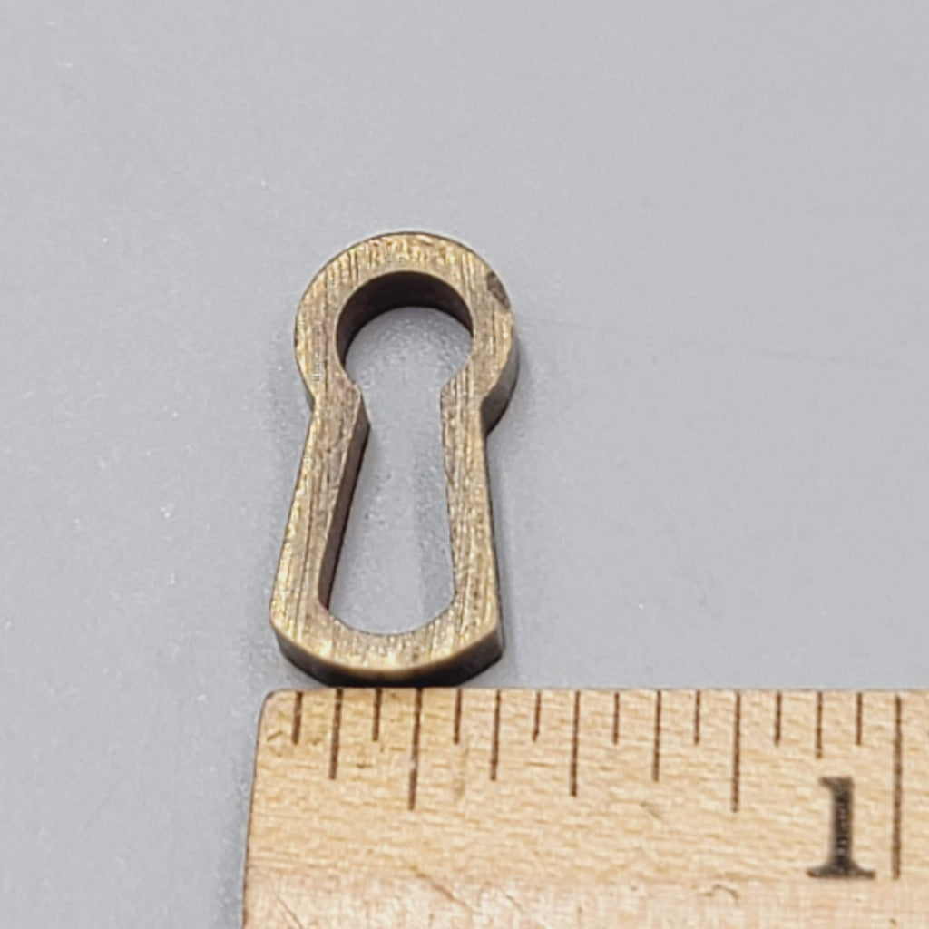 Vintage SINGLE Brass Skeleton Key hole Insert Escutcheon Salvage Hardware 3/4"