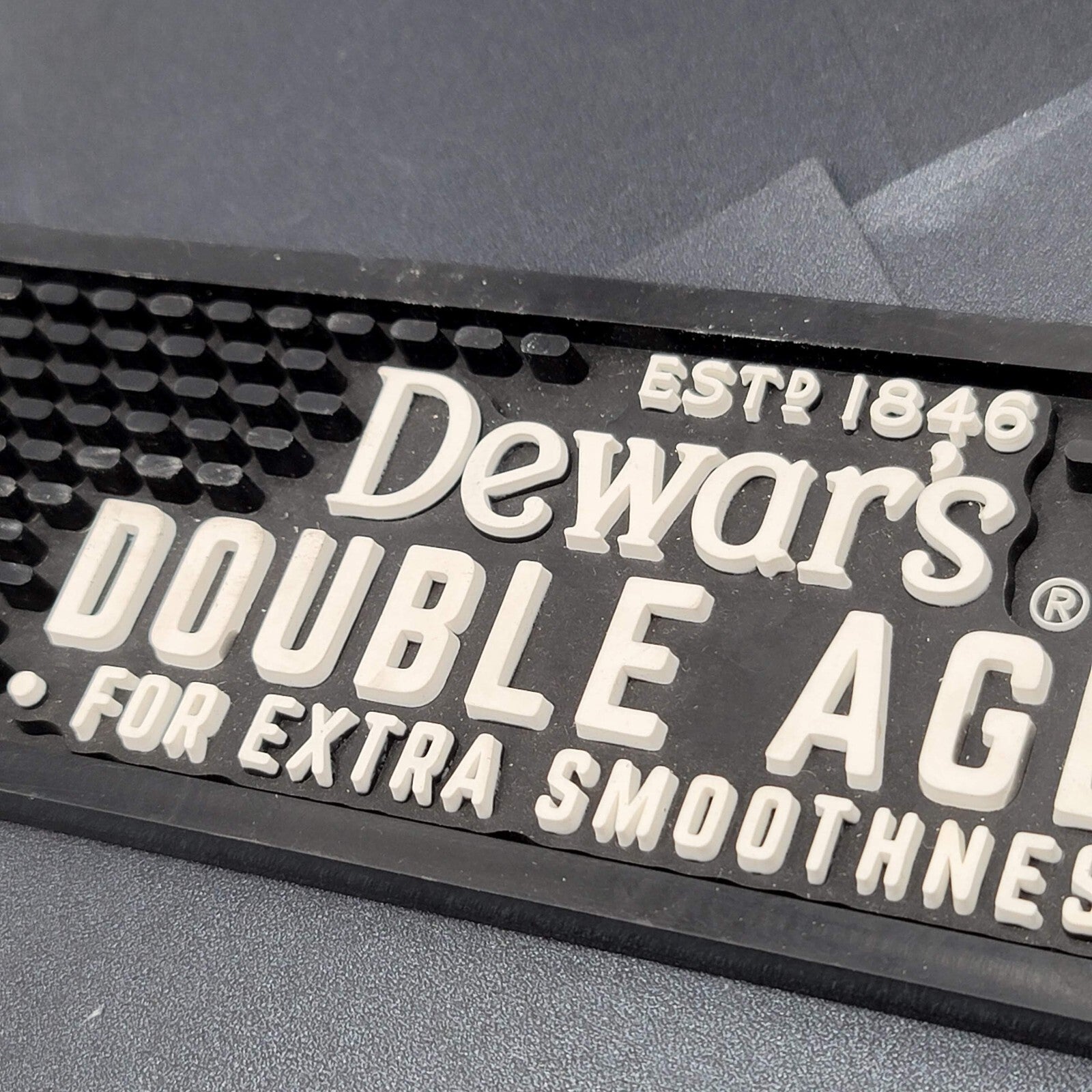 Dewars Double Aged Scotch Whisky Bar Mat Spill Drip Runner Stopper 20"