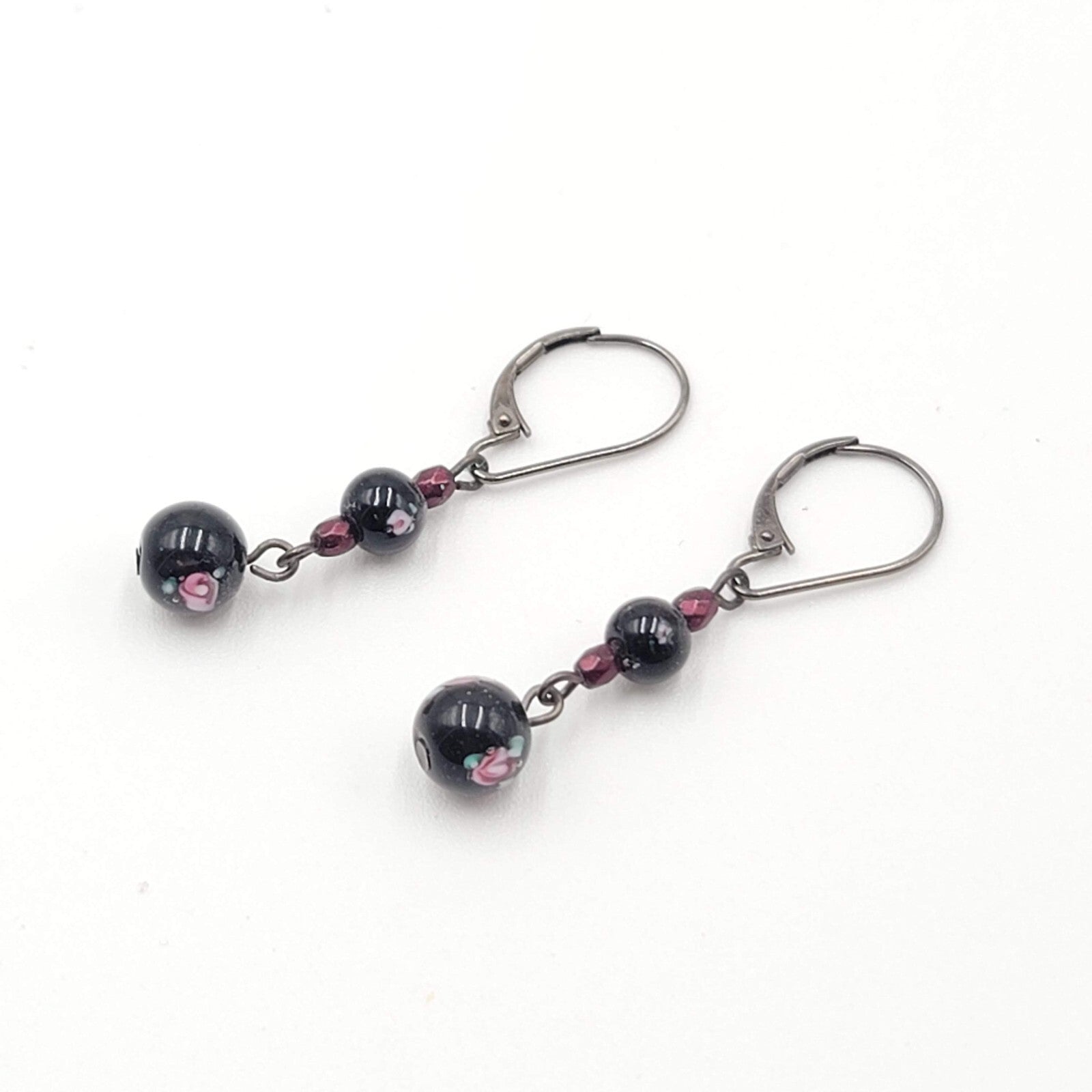 Pierced Earrings Black Metal Flower Glass Bead Dangle 1"