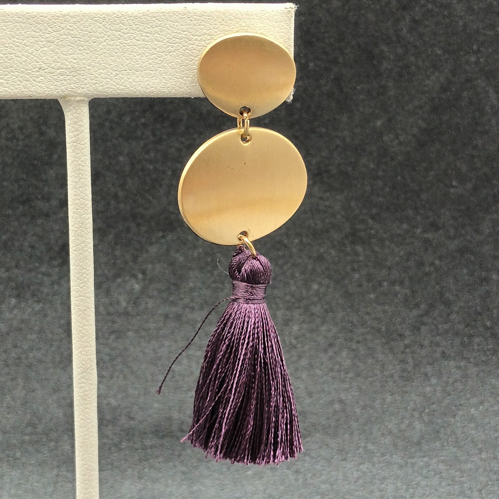 Pierced Earrings Gold tone Purple Tassel Statement Dangle 2 5/8"