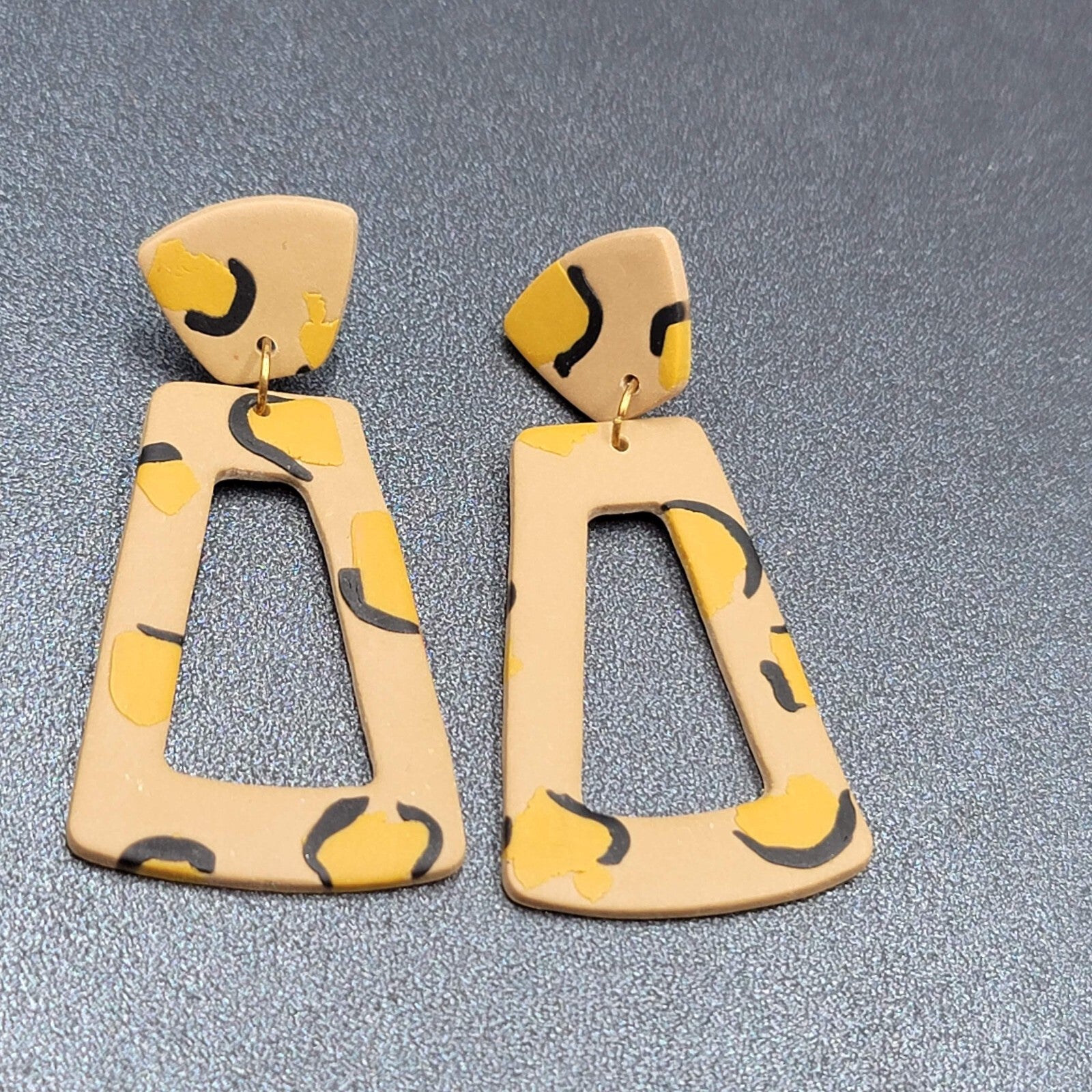 Pierced Earrings Beige Polymer Clay Yellow Black Statement Dangle 2 3/8"