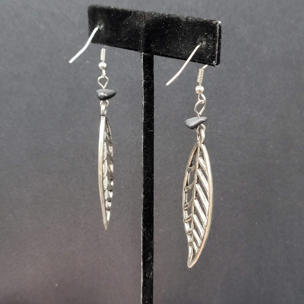 Pierced Earrings Open Work Leaf Black Stone Bead Dangle Long 2.25"