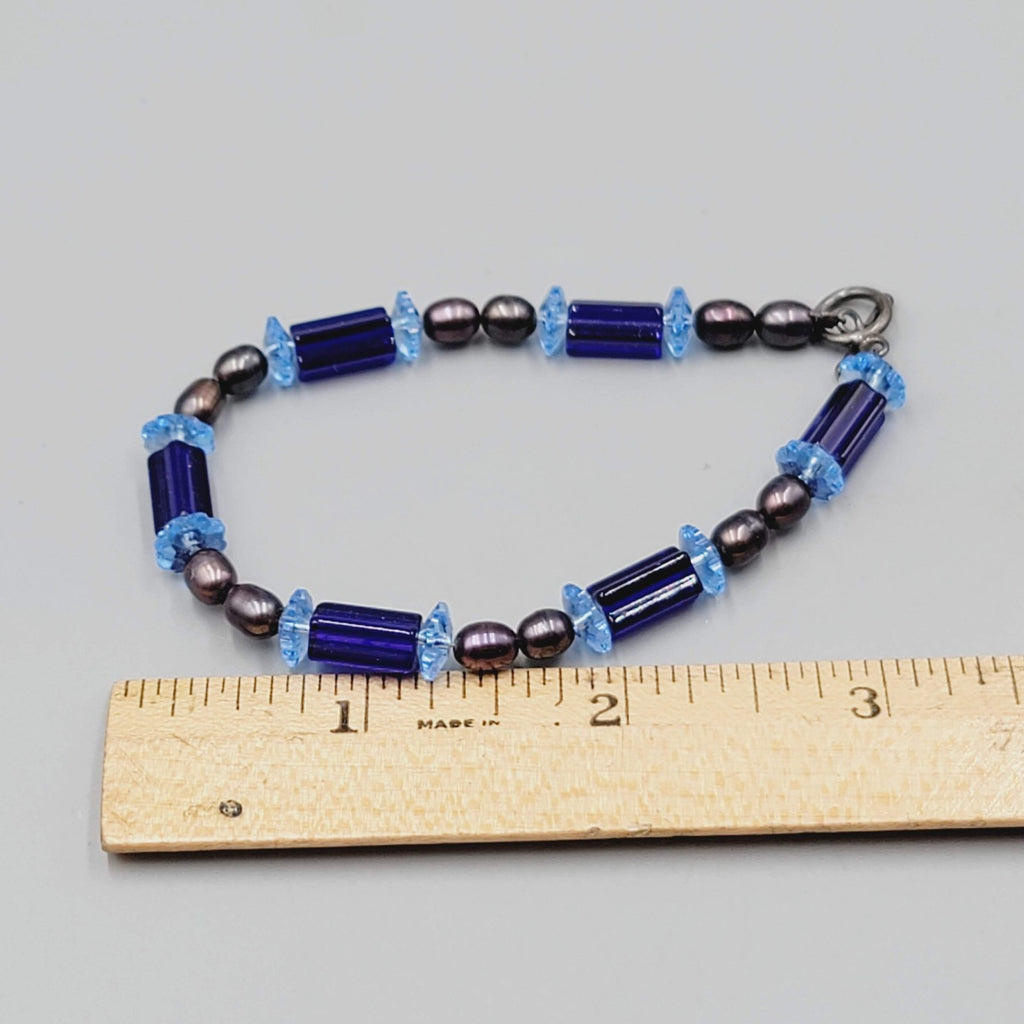 Blue Glass Peacock Pearl Bead Bracelet Toggle Clasp 7 in