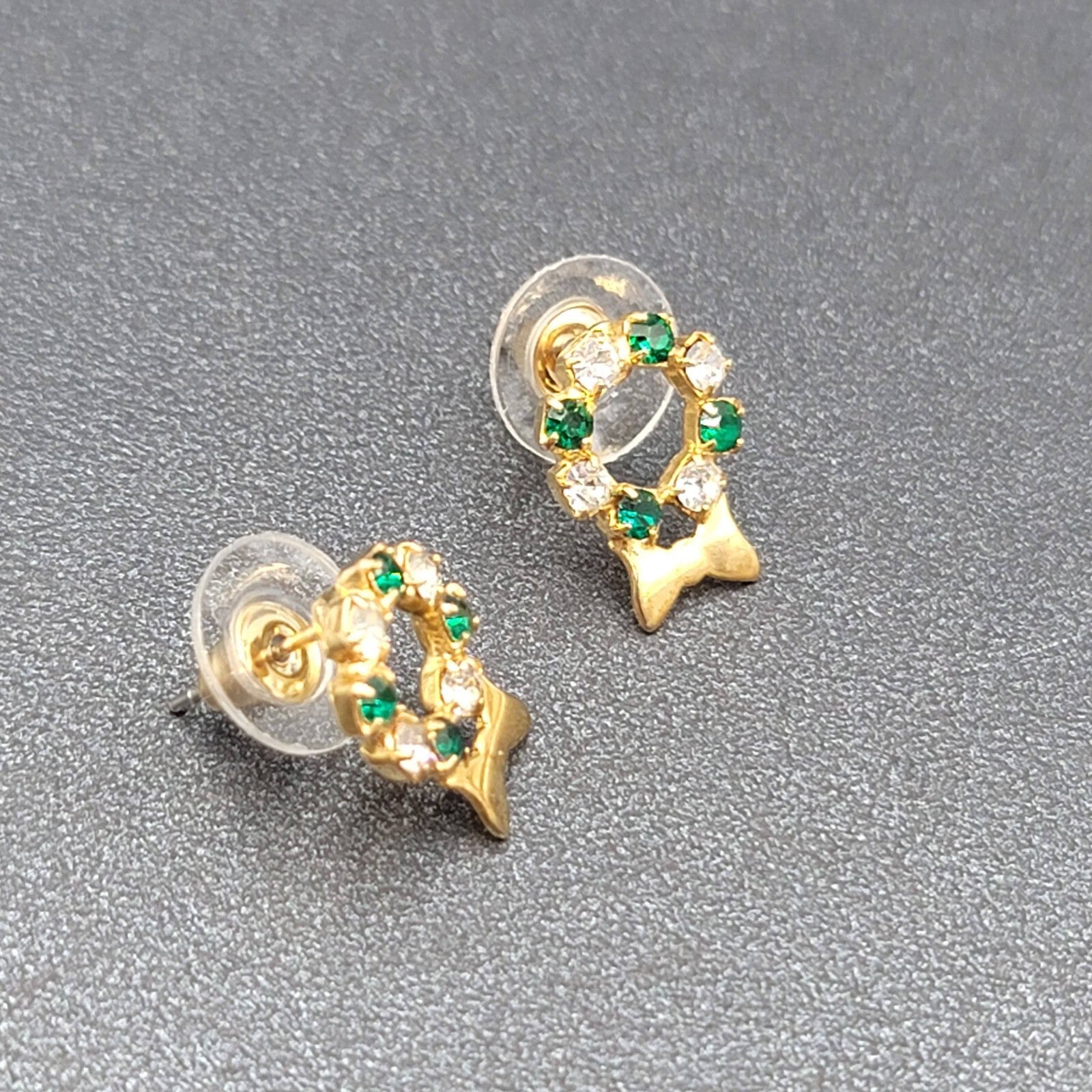 Christmas Pierced Earrings Gold tone Rhinestone Wreath Studs 1/2"