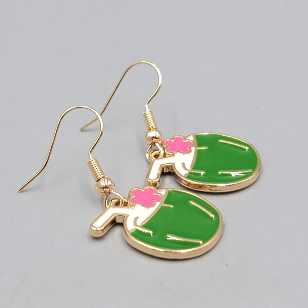Enamel Green Coconut Cocktail Pierced Earrings Gold tone Dangle 7/8"