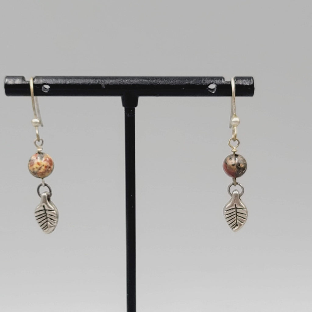 Agate Bead Pierced Earrings Silver tone Dangle 3/4"