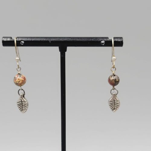 Agate Bead Pierced Earrings Silver tone Dangle 3/4"