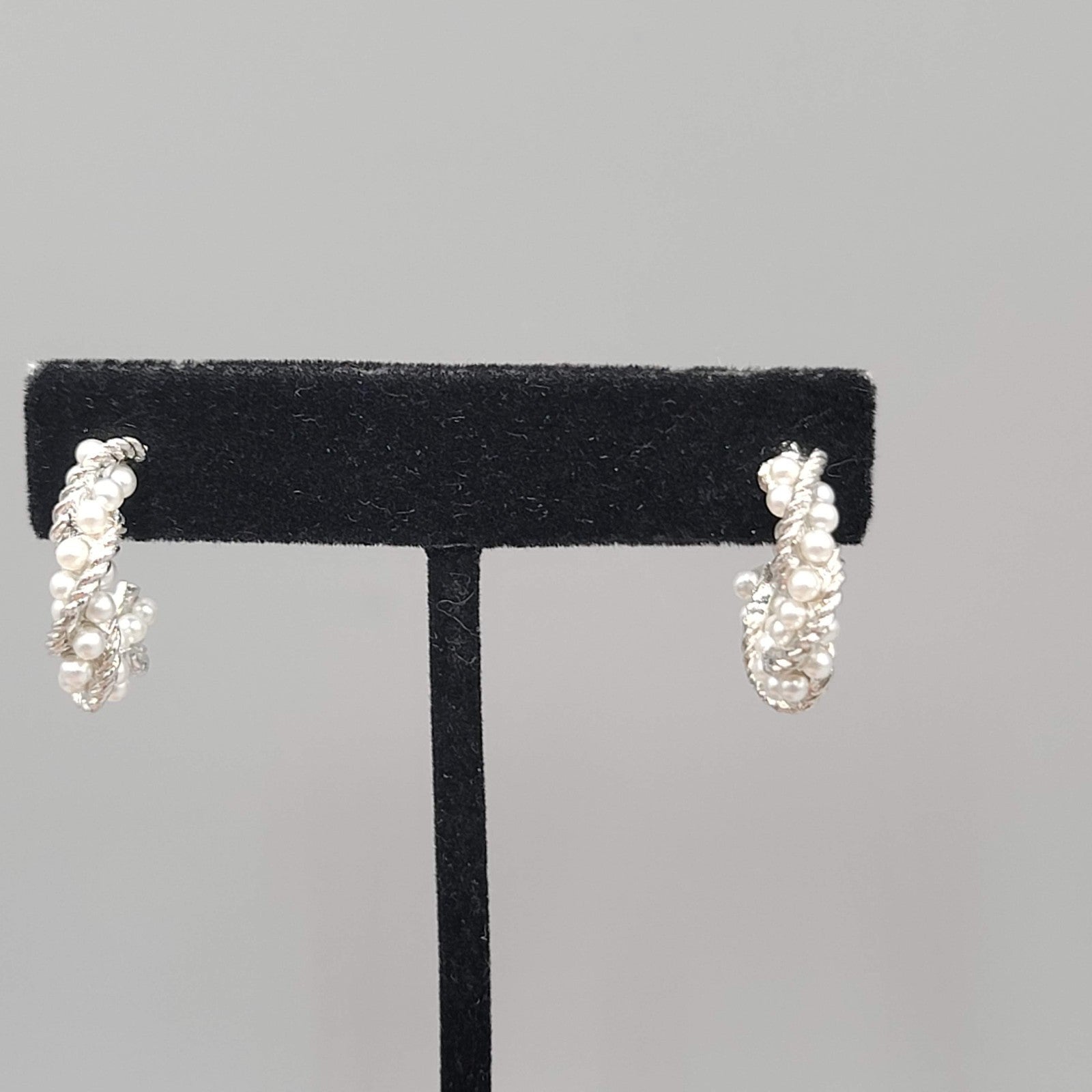 Twist Hoop Pierced Earrings White Bead Silver tone 7/8 in