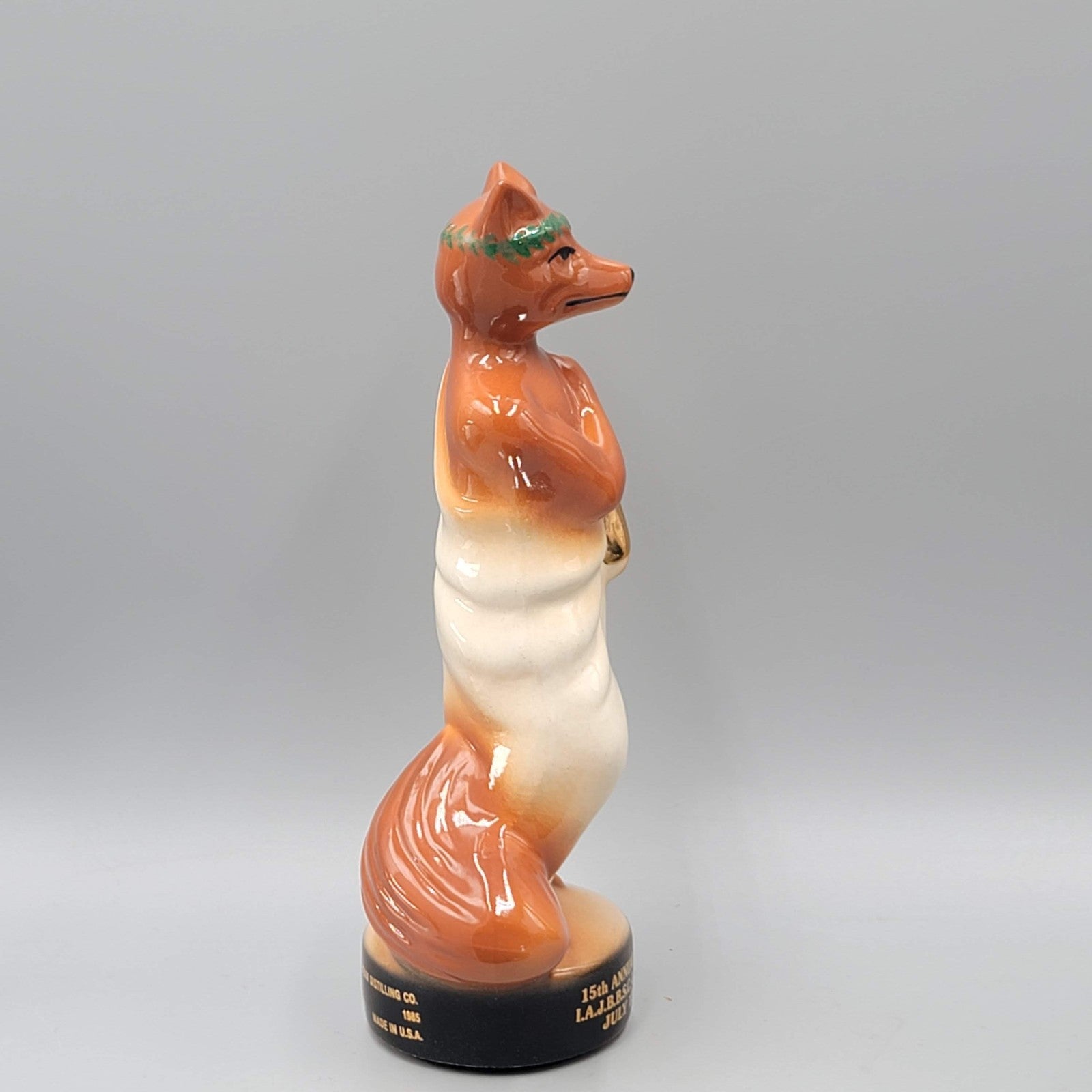 Jim Beam 1985 15th Annual Convention Las Vegas NV Fox in Toga Figurine 7 1/2”