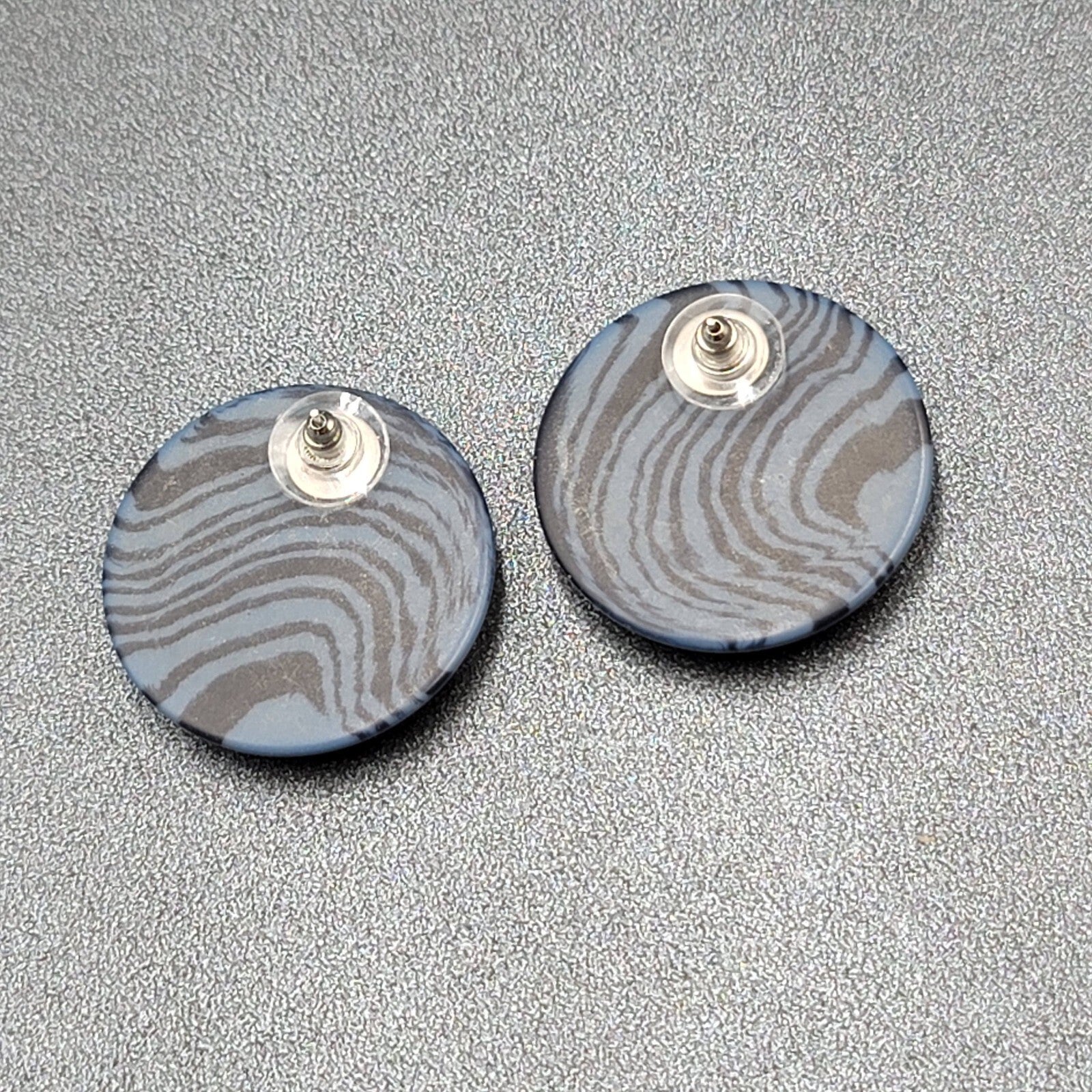 Vintage Pierced Earrings Blue Black Swirl Disc Drop 1.25"