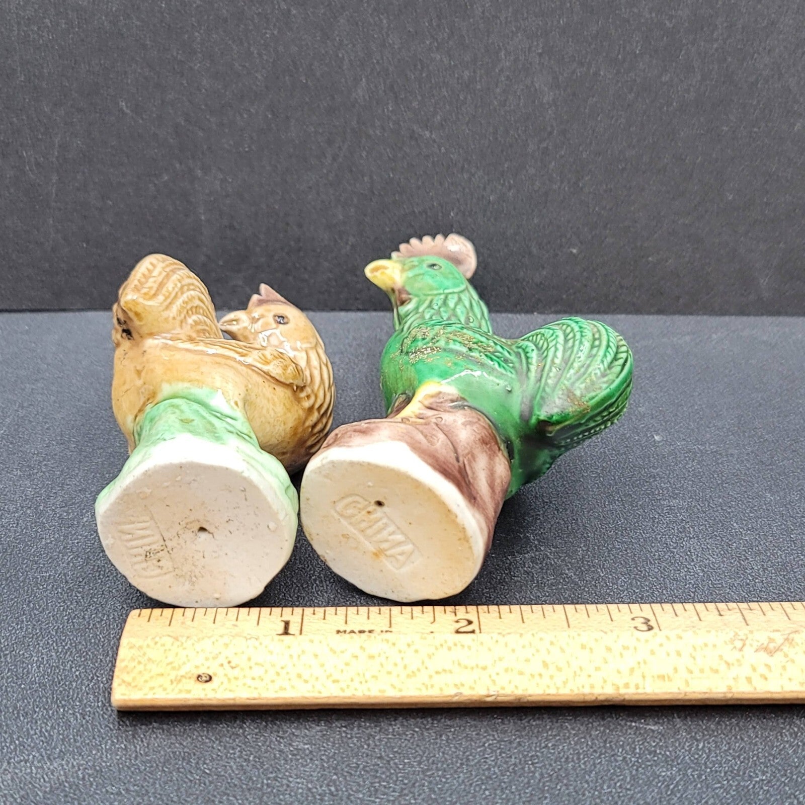 Vintage Set of 2 Miniature Rooster Hen Ceramic Miniature Figurines 3"
