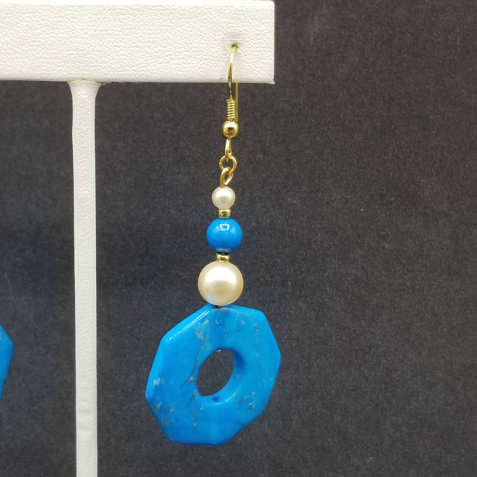 Pierced Earrings Gold tone Howlite Faux Pearl Geometric Statement Dangle 2"