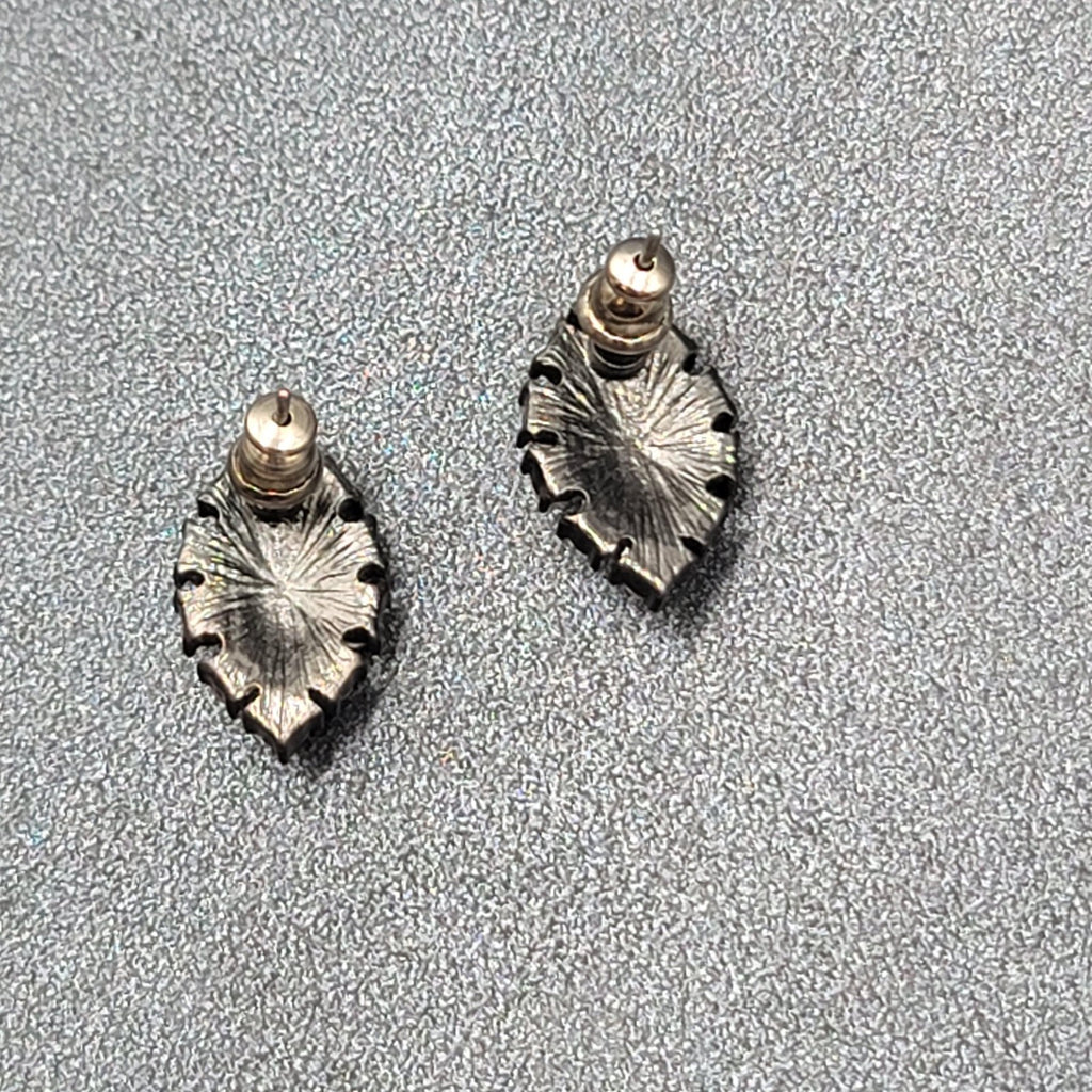 Pierced Earrings Black Metal Rhinestone Diamond Shape Studs 3/4"
