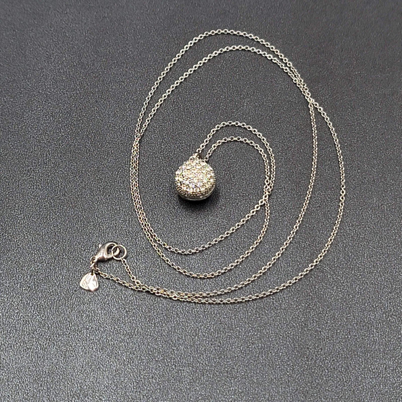 AEO American Eagle Outfitters Necklace Silvertone Long Chain Crystal Pendant 32"