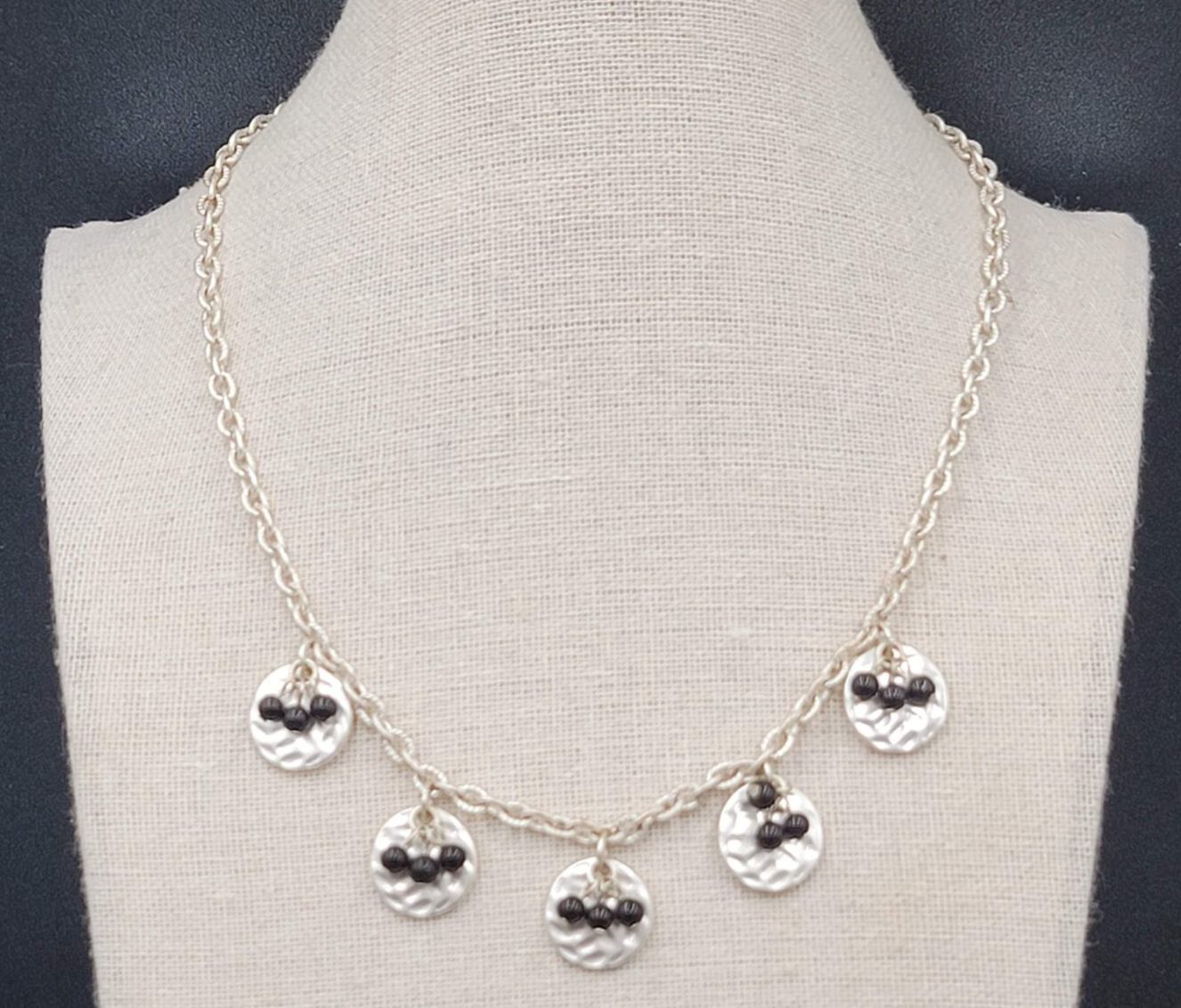 Black Bead Necklace Silver tone Hammered Discs Chain 16"-18"
