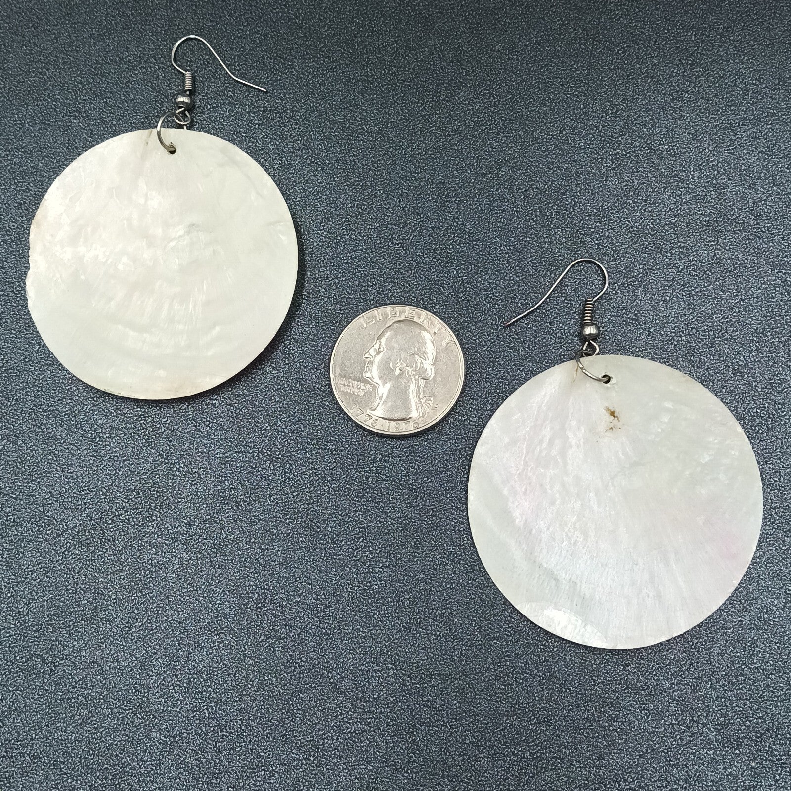 Pierced Earrings Painted Shell Round Multicolor Flower Silver tone Dangle 2"