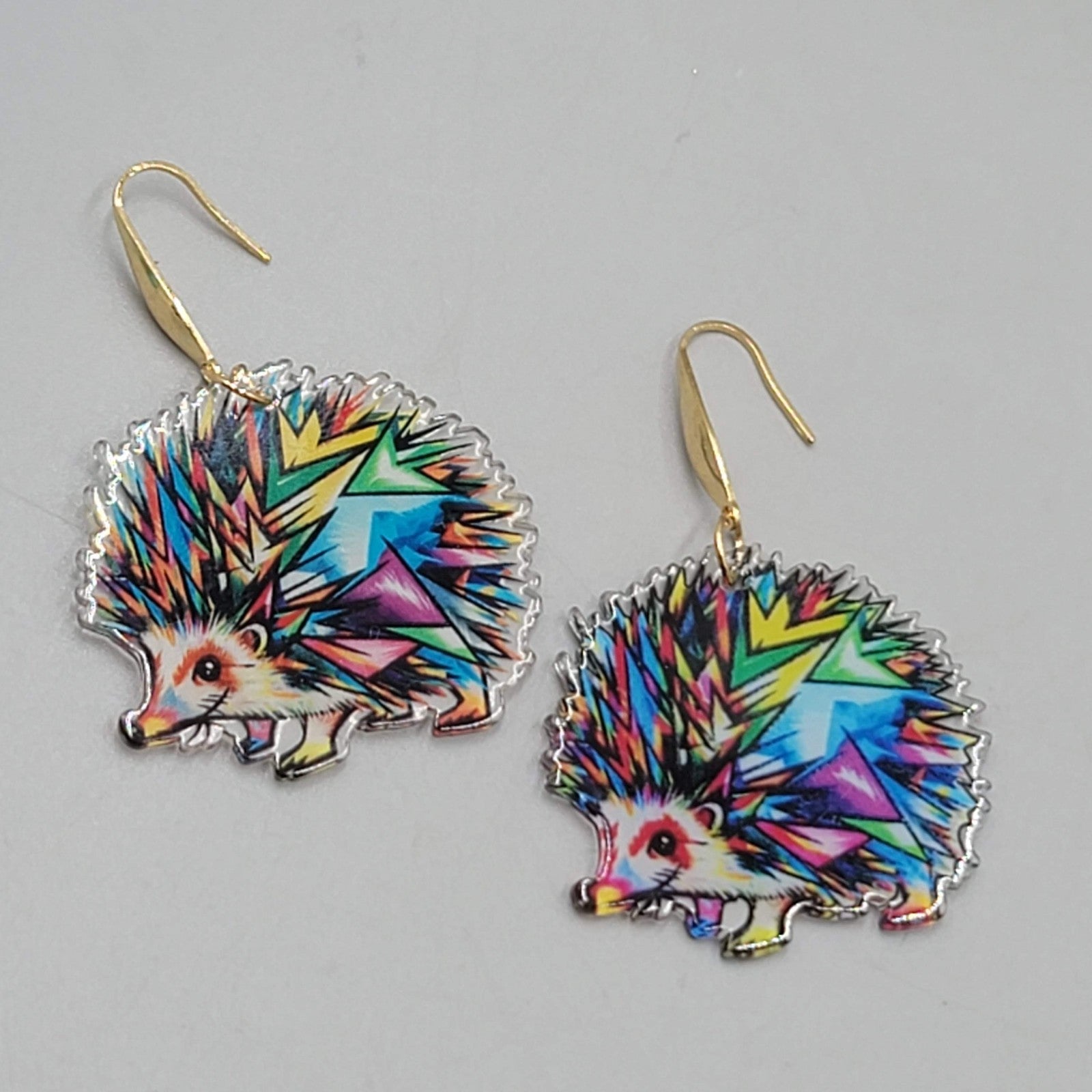 Multicolor Mosiac Hedgehog Pierced Earrings Acrylic Dangle Gold tone Hook 1.25"